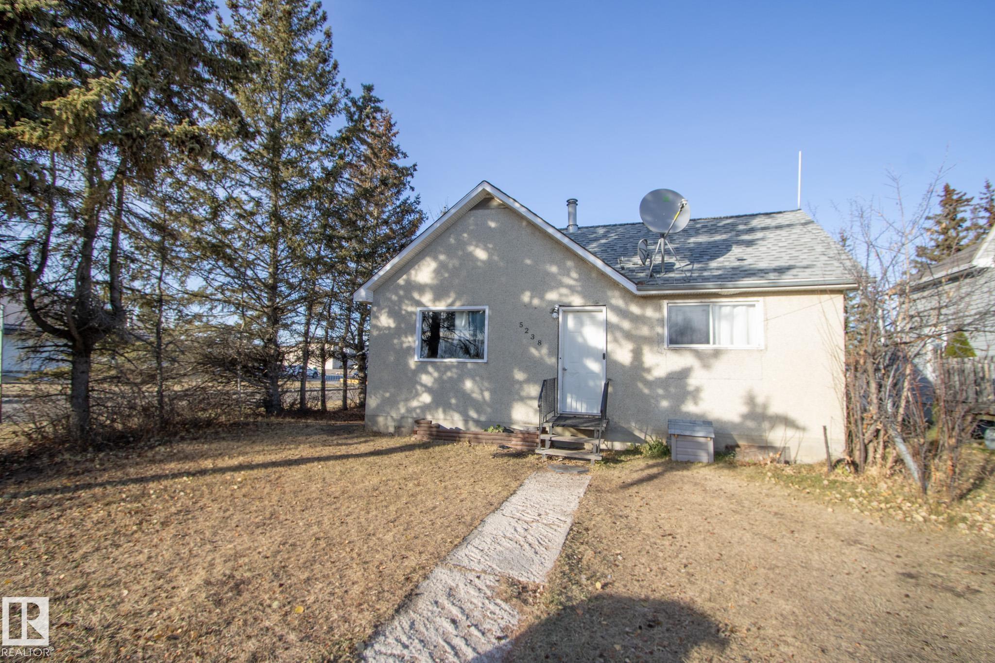 5238 47 Ave 47 ave Avenue, E4464843, Alberta,