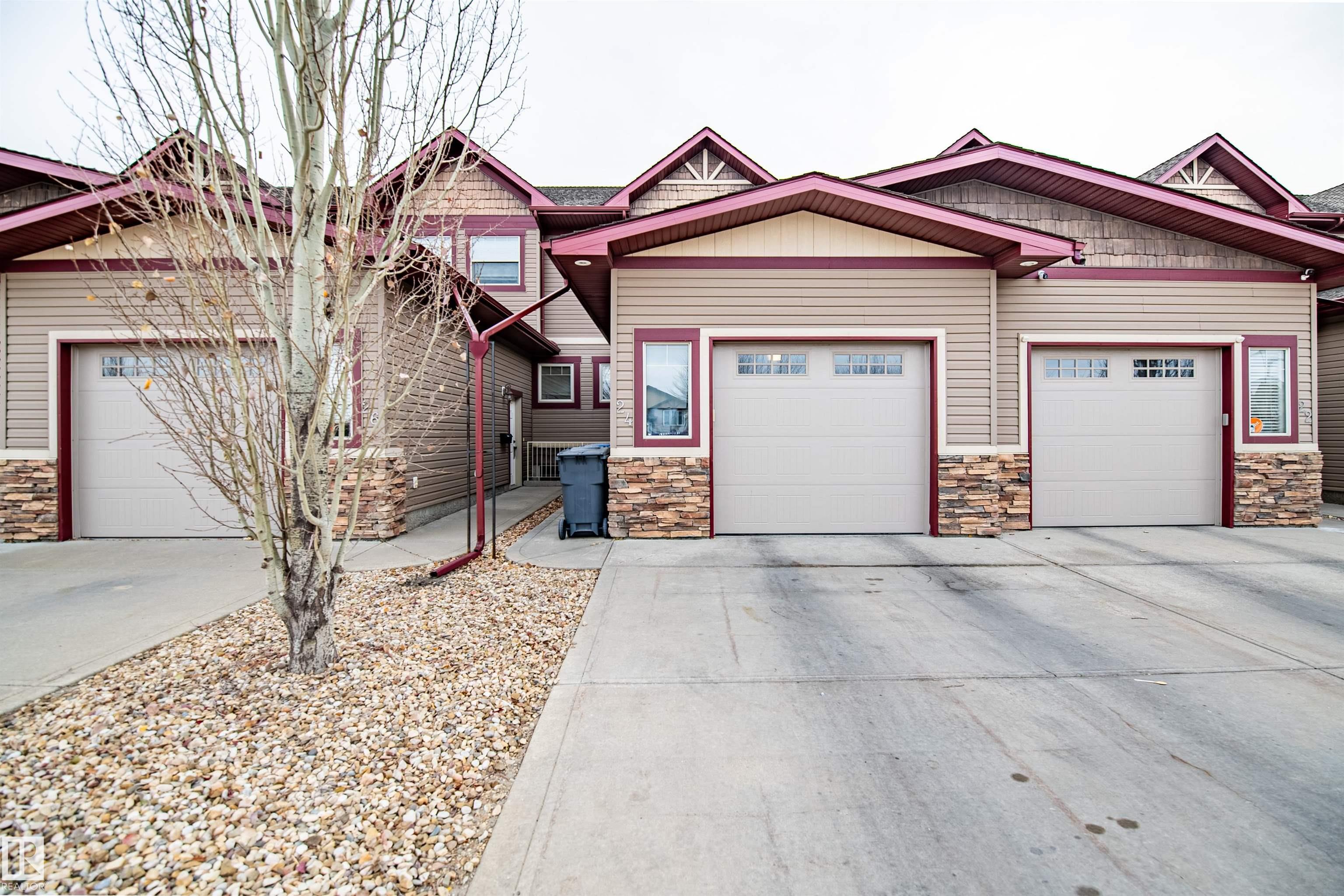 24 45 Ironstone, E4465004, Alberta,