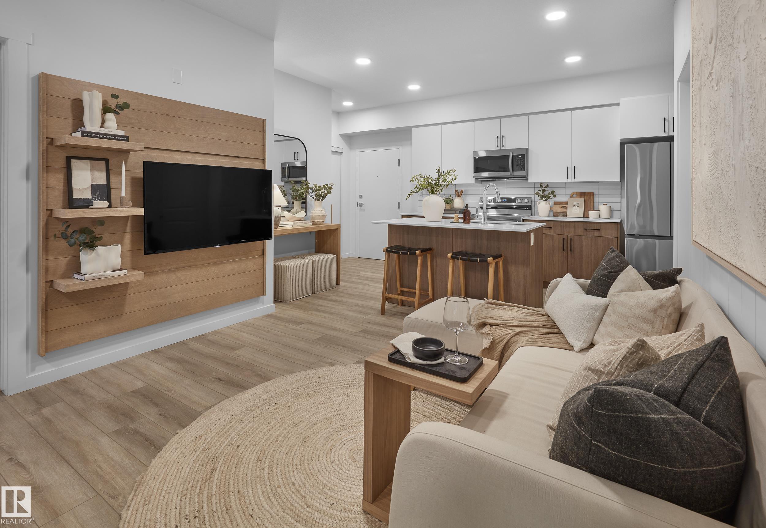 Fifth View of 302 9227 228 Street, Secord, Edmonton, Alberta, T5T 7R9