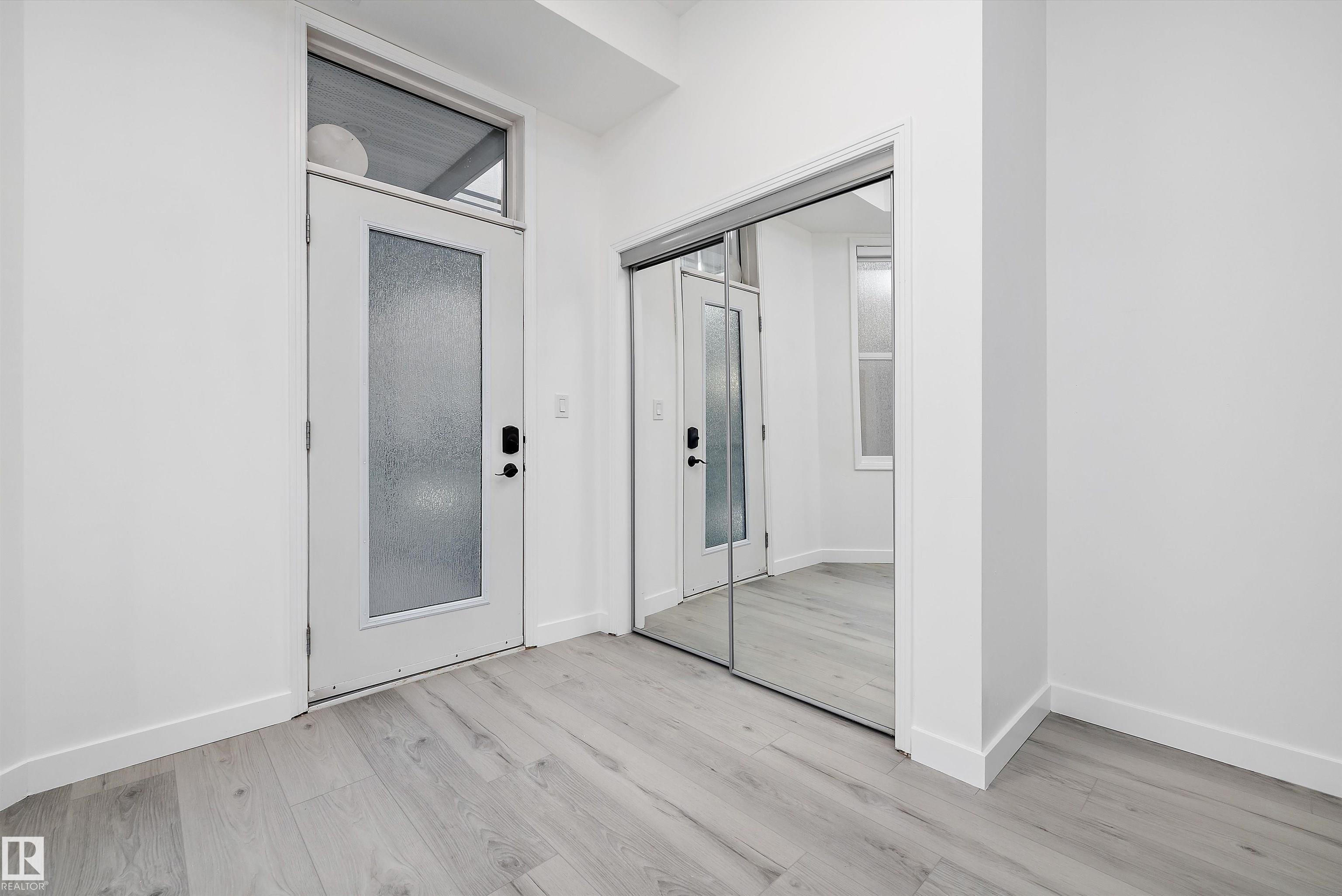 Fourth View of 200 10531 117 Street, Queen Mary Park, Edmonton, Alberta, T5H 0A8