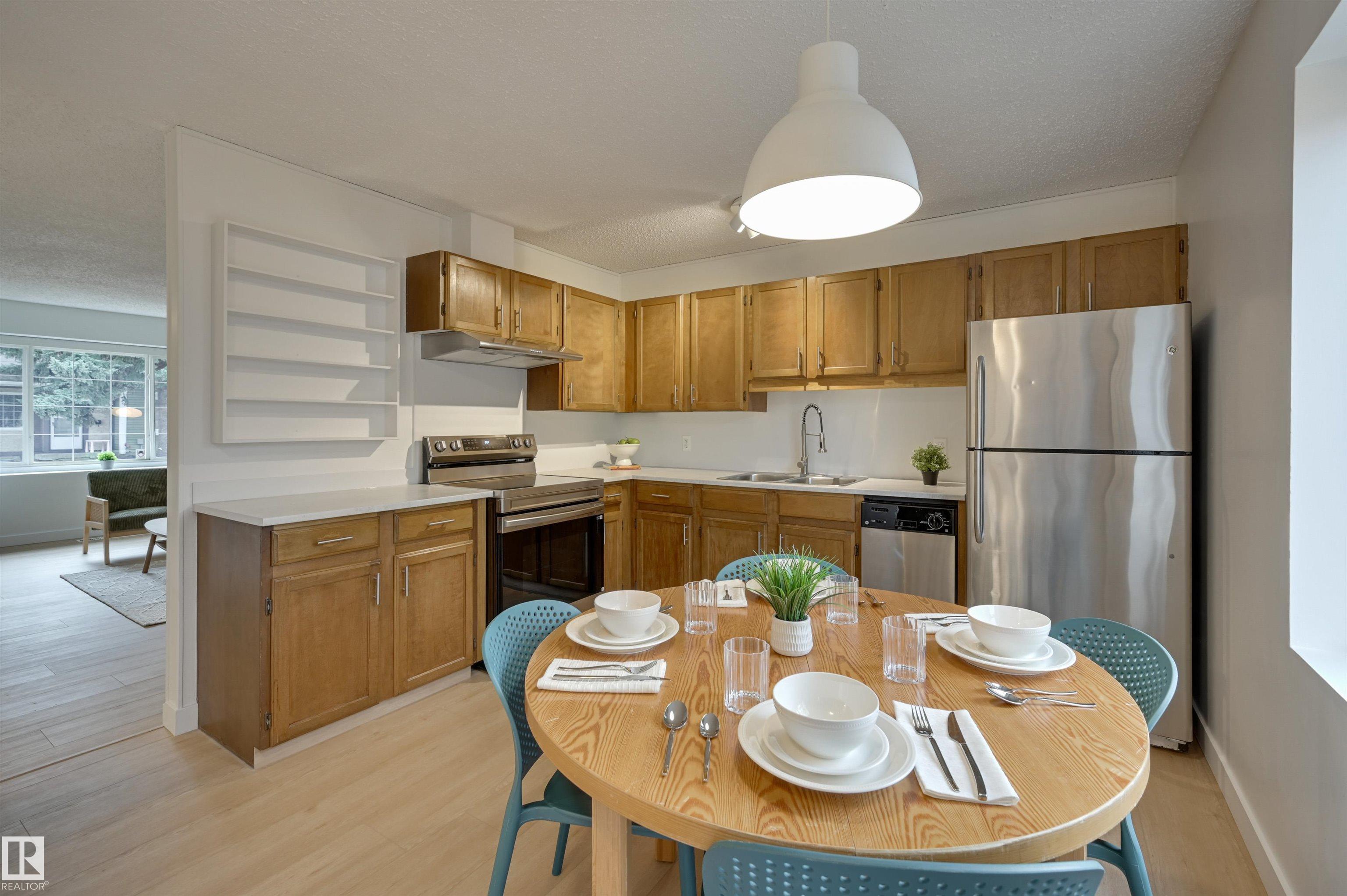 Fourth View of 8043 178 Street, Thorncliffe (Edmonton), Edmonton, Alberta, T5T 1L3