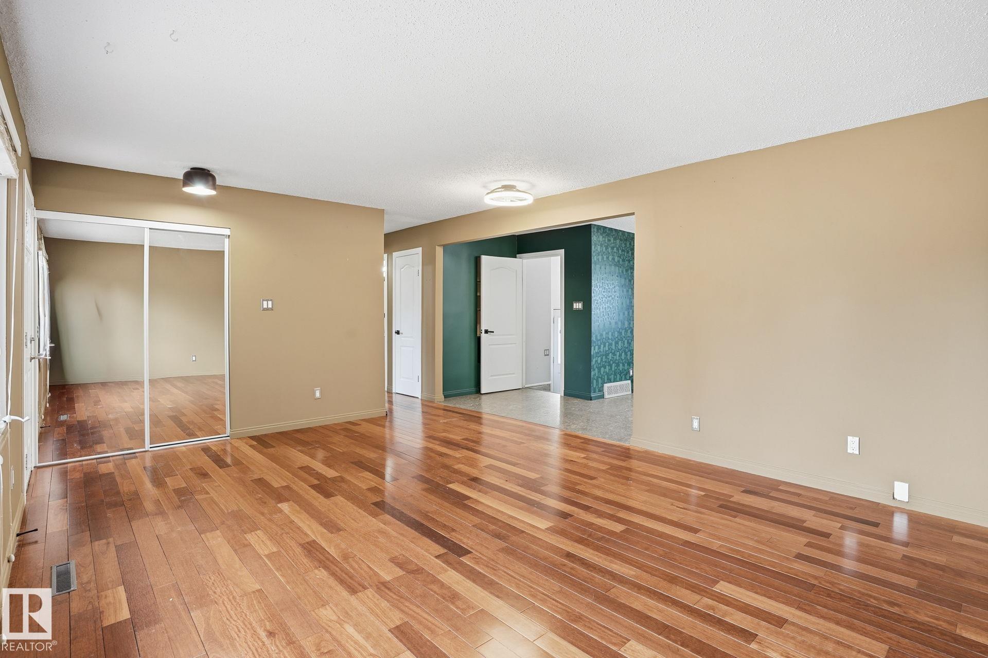 Fifth View of 4747 56 Avenue, Tofield, Tofield, Alberta, T0B 4J0