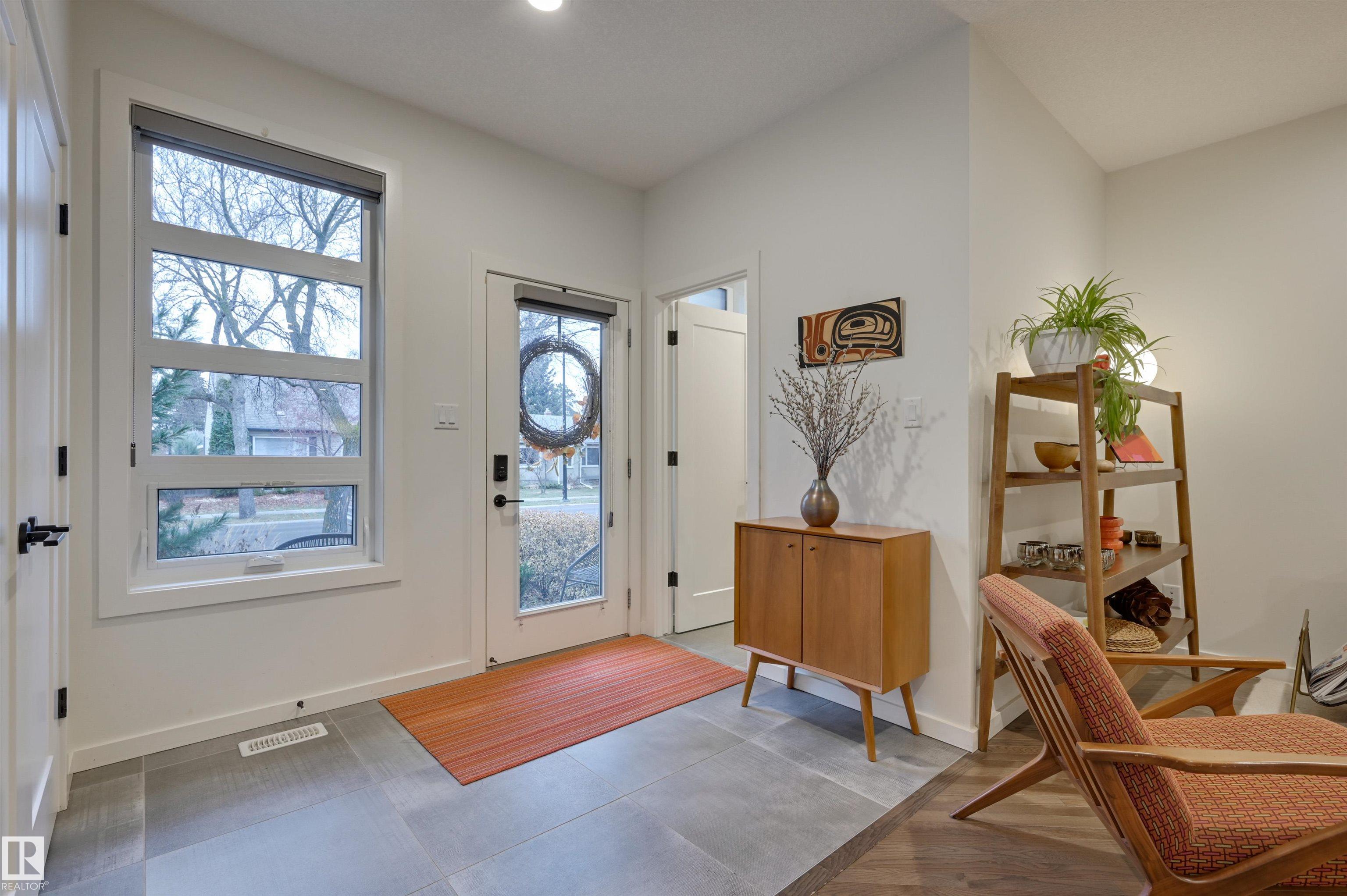 Fifth View of 10436 145 Street, Grovenor, Edmonton, Alberta, T5N 2Y1