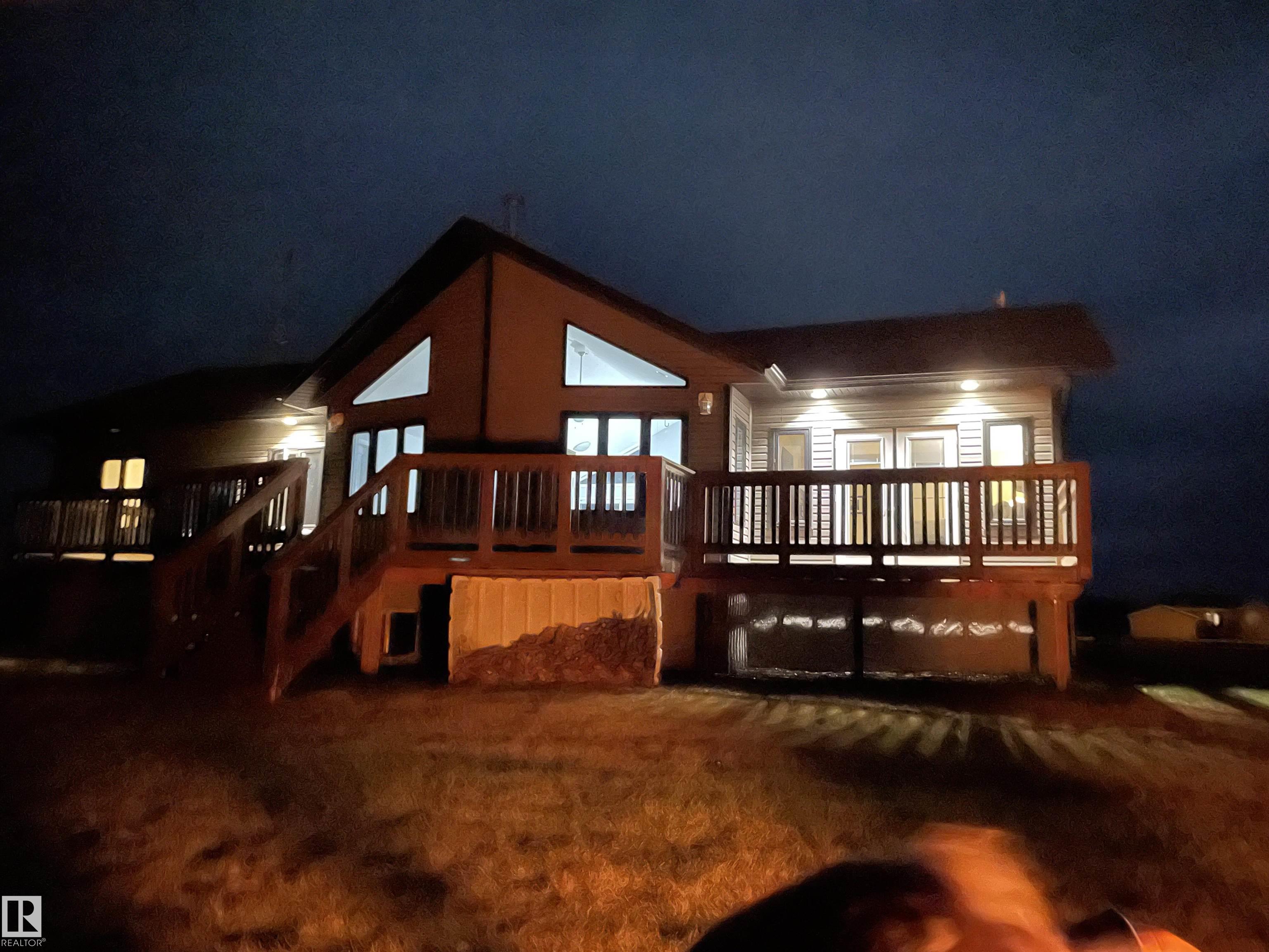 105 BUFFALO Way, E4465138, Alberta,