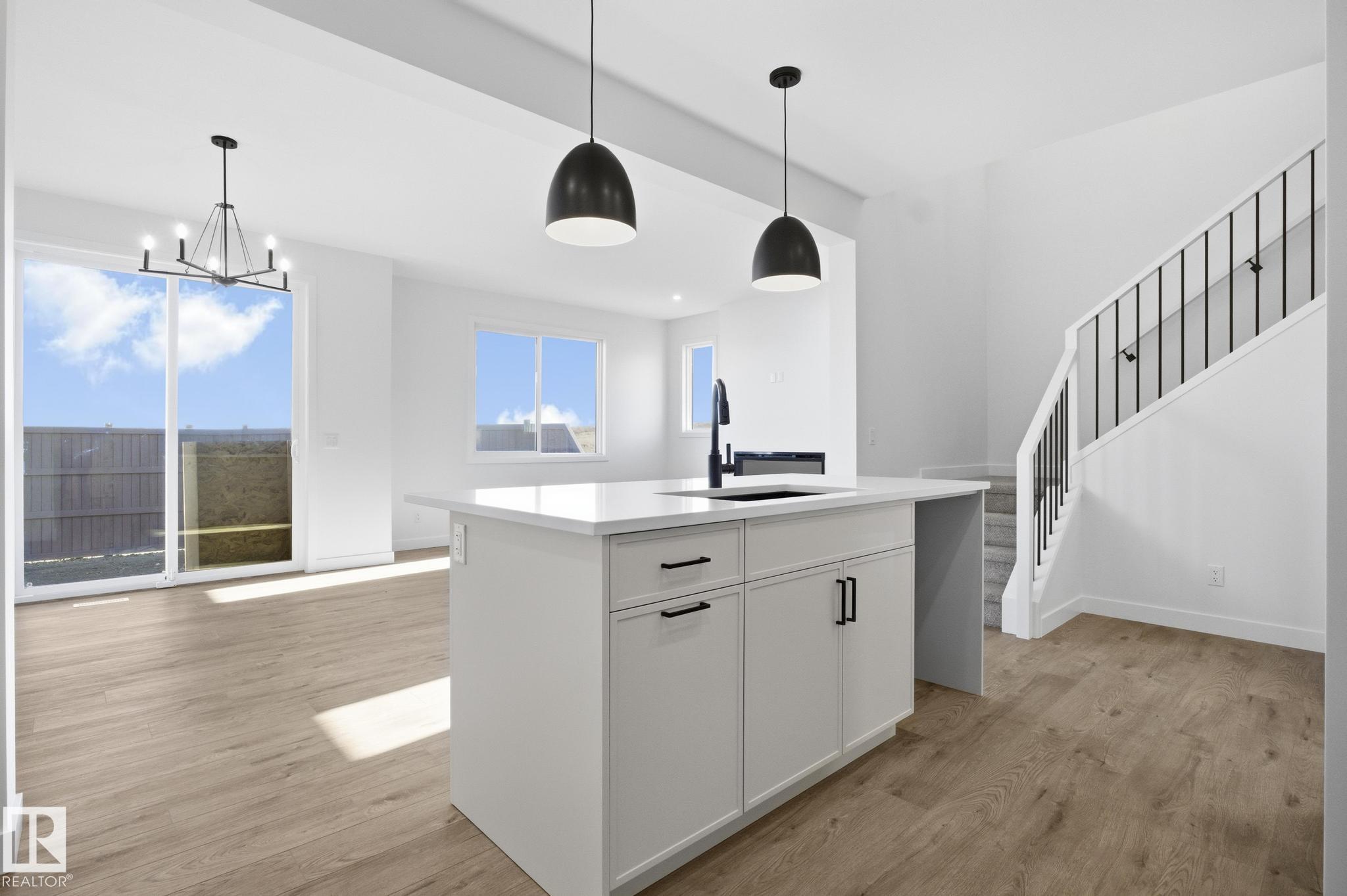 311 PATERSON Link, E4465160, Alberta,