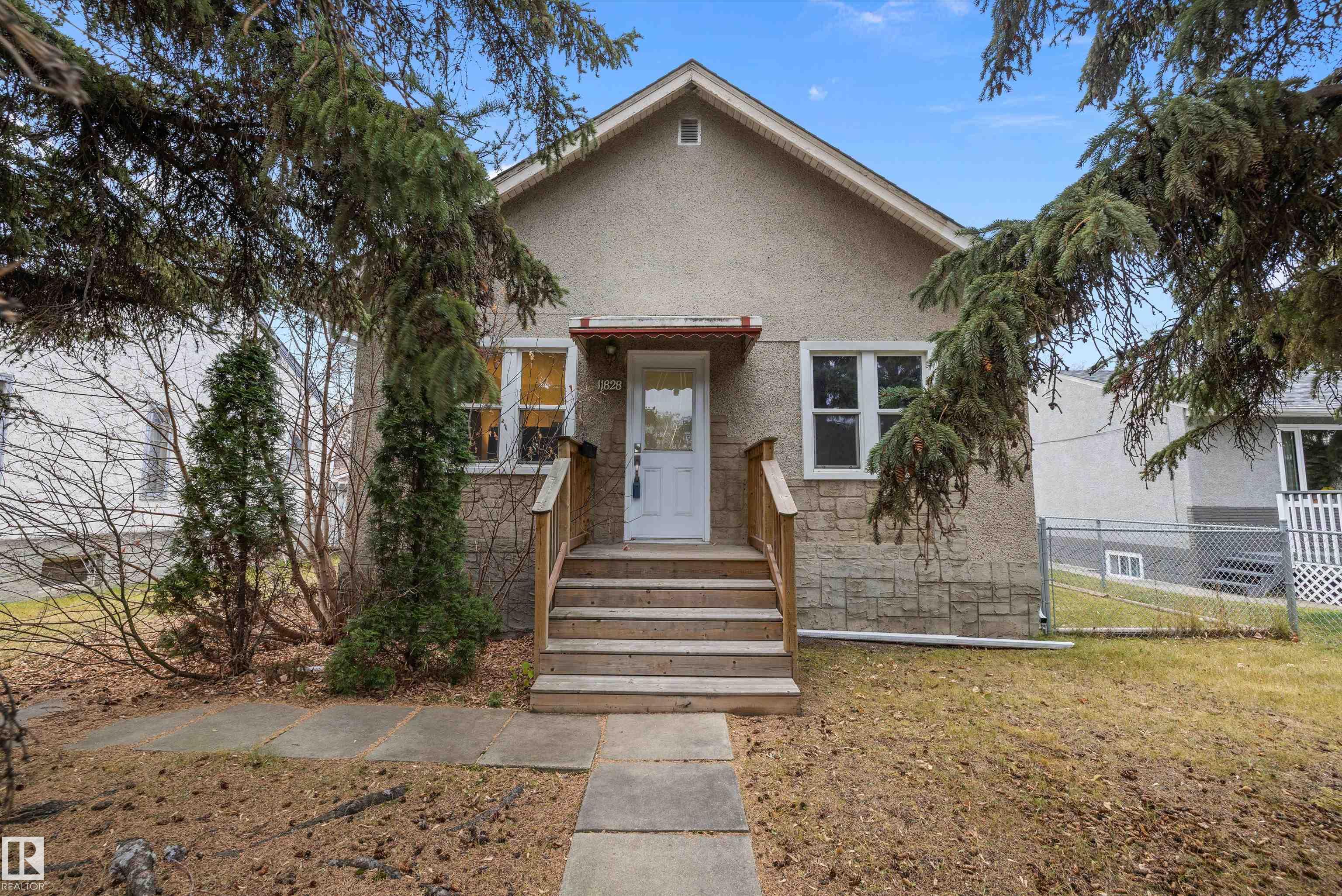 11828 50 Street, E4465165, Alberta,