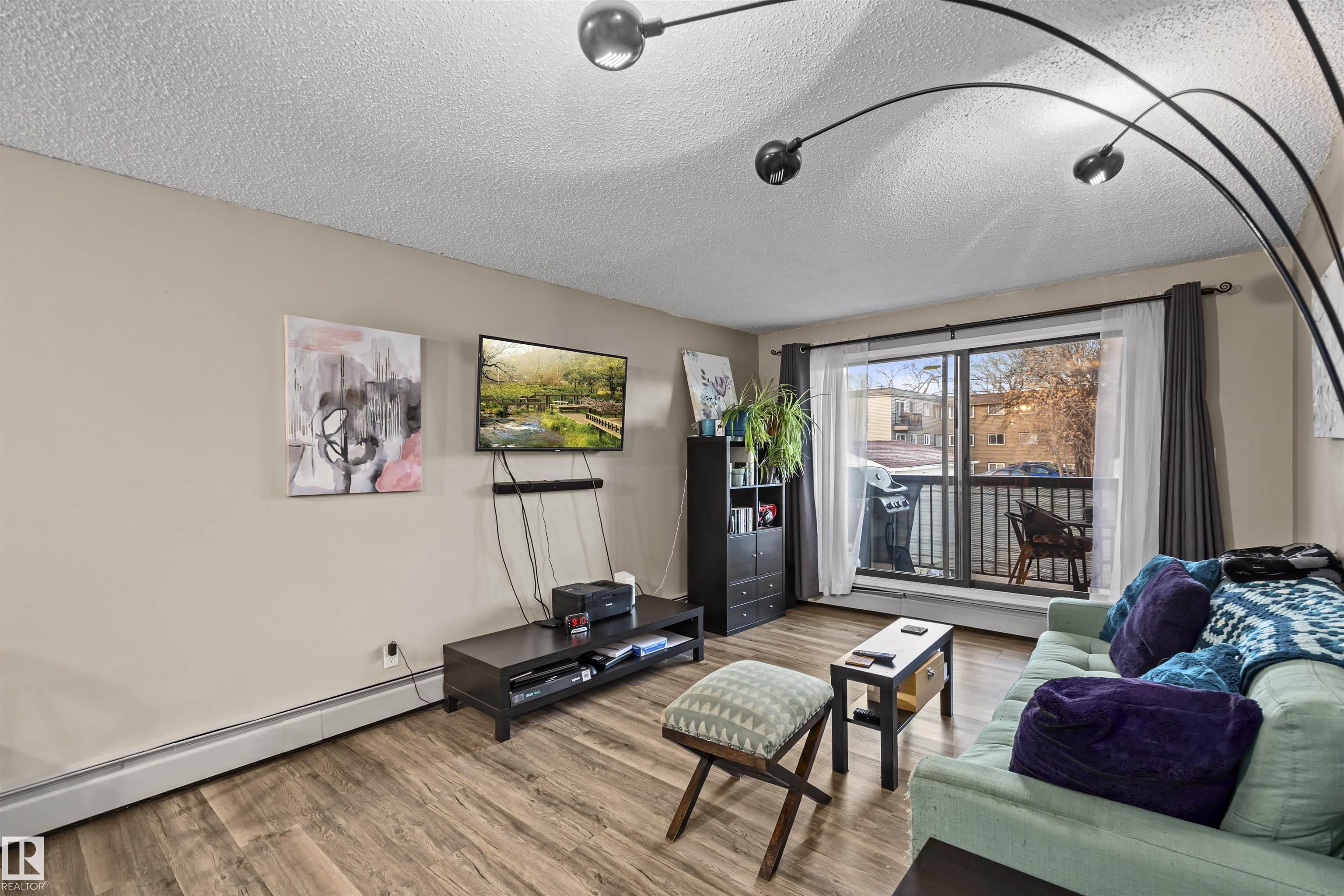 Third View of 202 11040 82 Street, Cromdale, Edmonton, Alberta, T5H 1L9