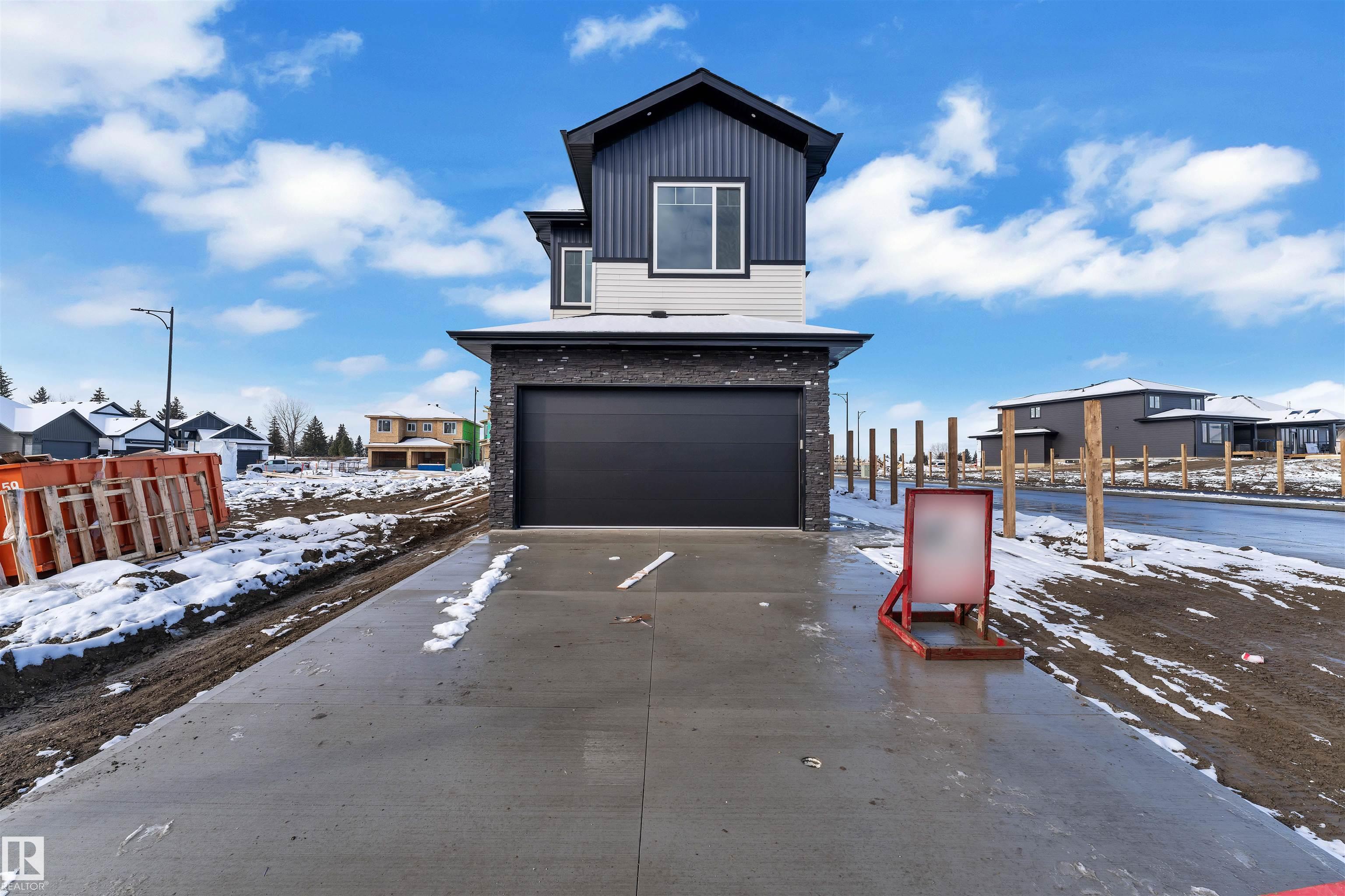 Second View of 1 Grayson Green, The Fairways_STPL, Stony Plain, Alberta, T7Z 0P3