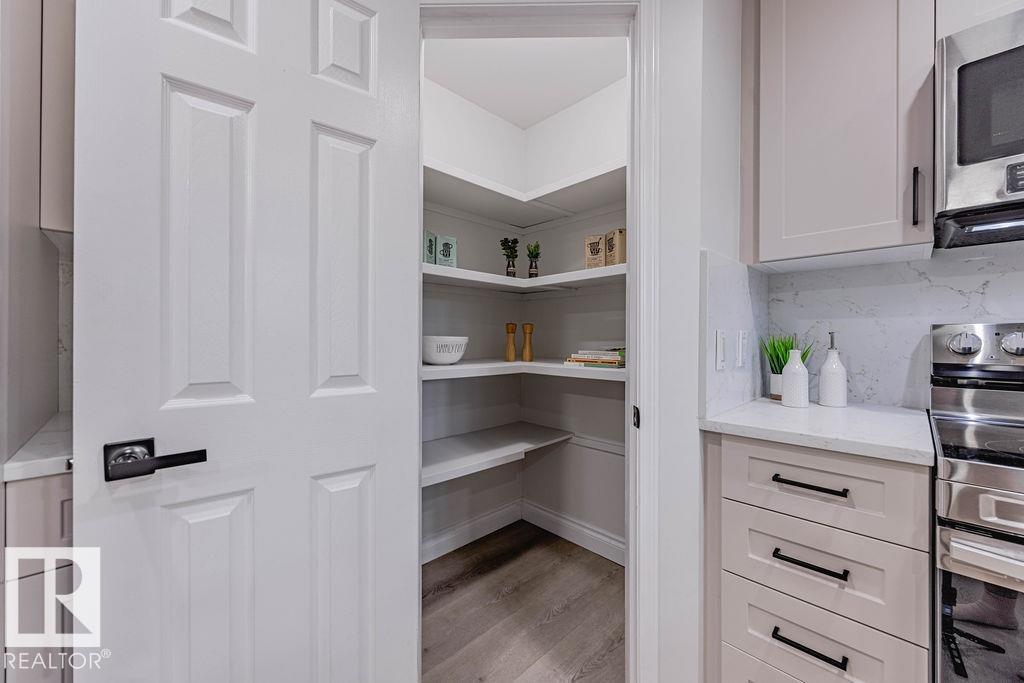 Fourth View of 10 ORIOLE Court, Oakmont, St. Albert, Alberta, T8N 6L7