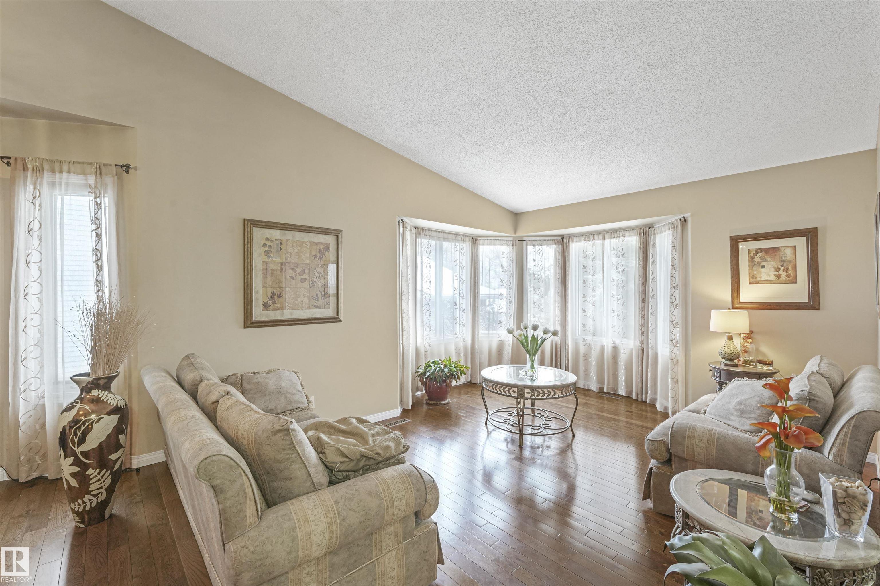 Fourth View of 44 LENNOX Drive, Lacombe Park, St. Albert, Alberta, T8N 4L4