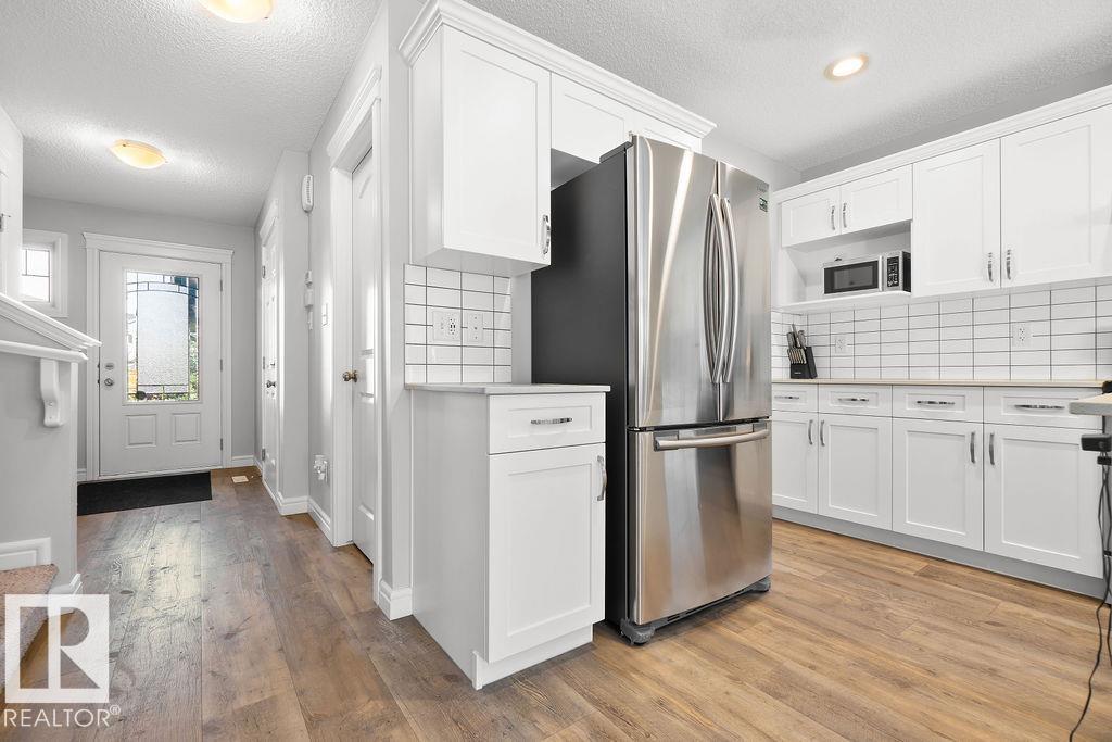 Fifth View of 9053 COOPER LINK Link, Chappelle Area, Edmonton, Alberta, T6W 4A4