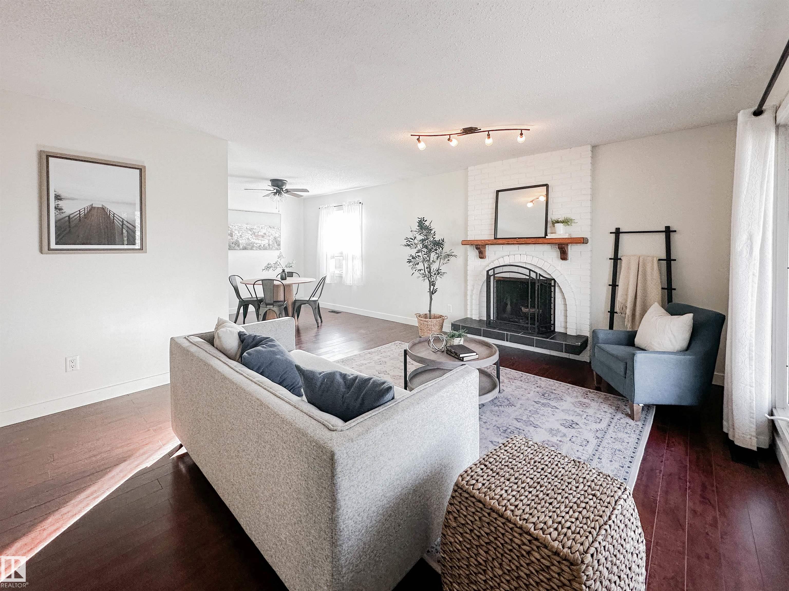 Third View of 9 LONGVIEW Crescent, Lacombe Park, St. Albert, Alberta, T8N 2W1