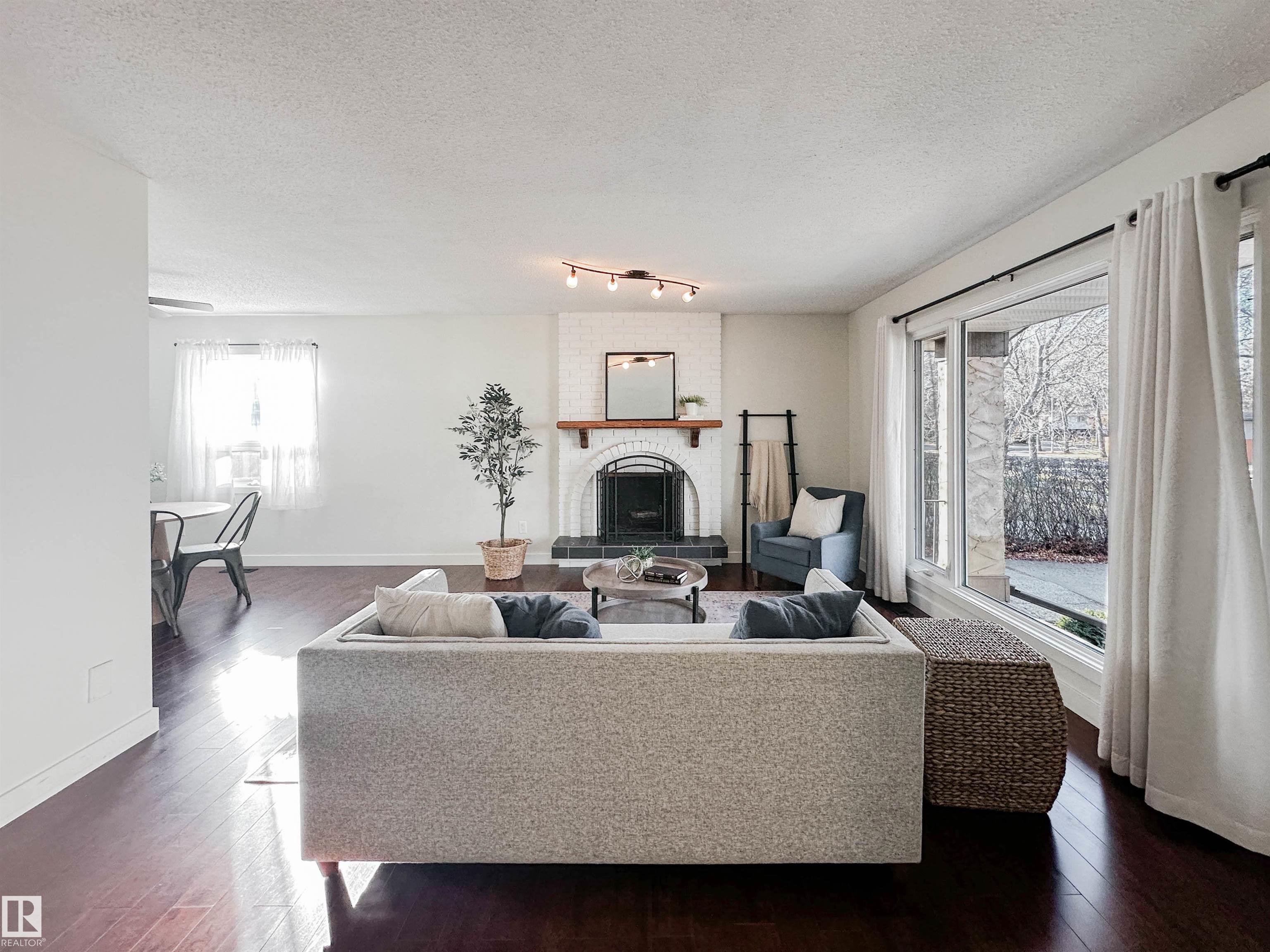 Fourth View of 9 LONGVIEW Crescent, Lacombe Park, St. Albert, Alberta, T8N 2W1