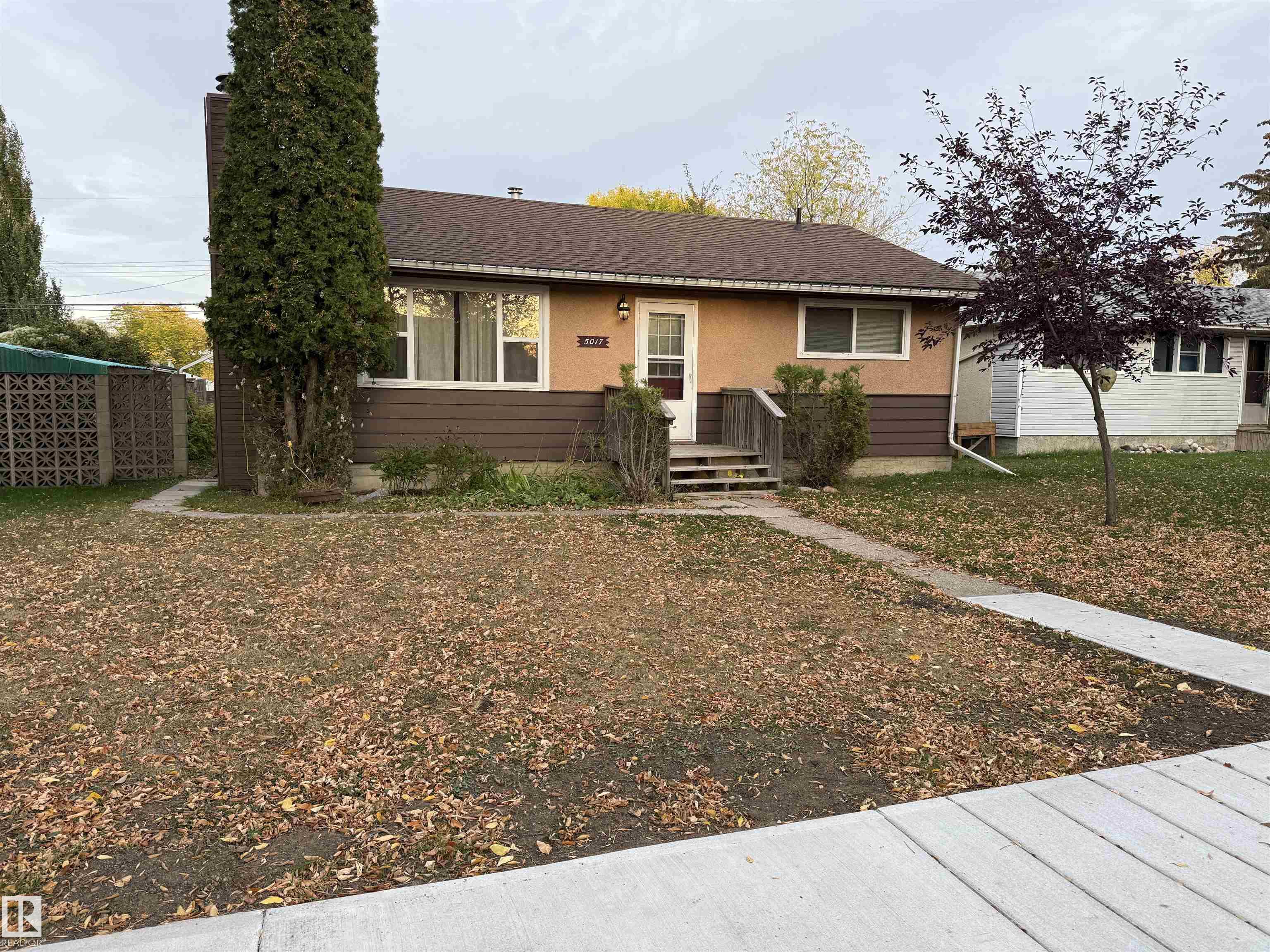 5017 46 Street, E4465643, Alberta,
