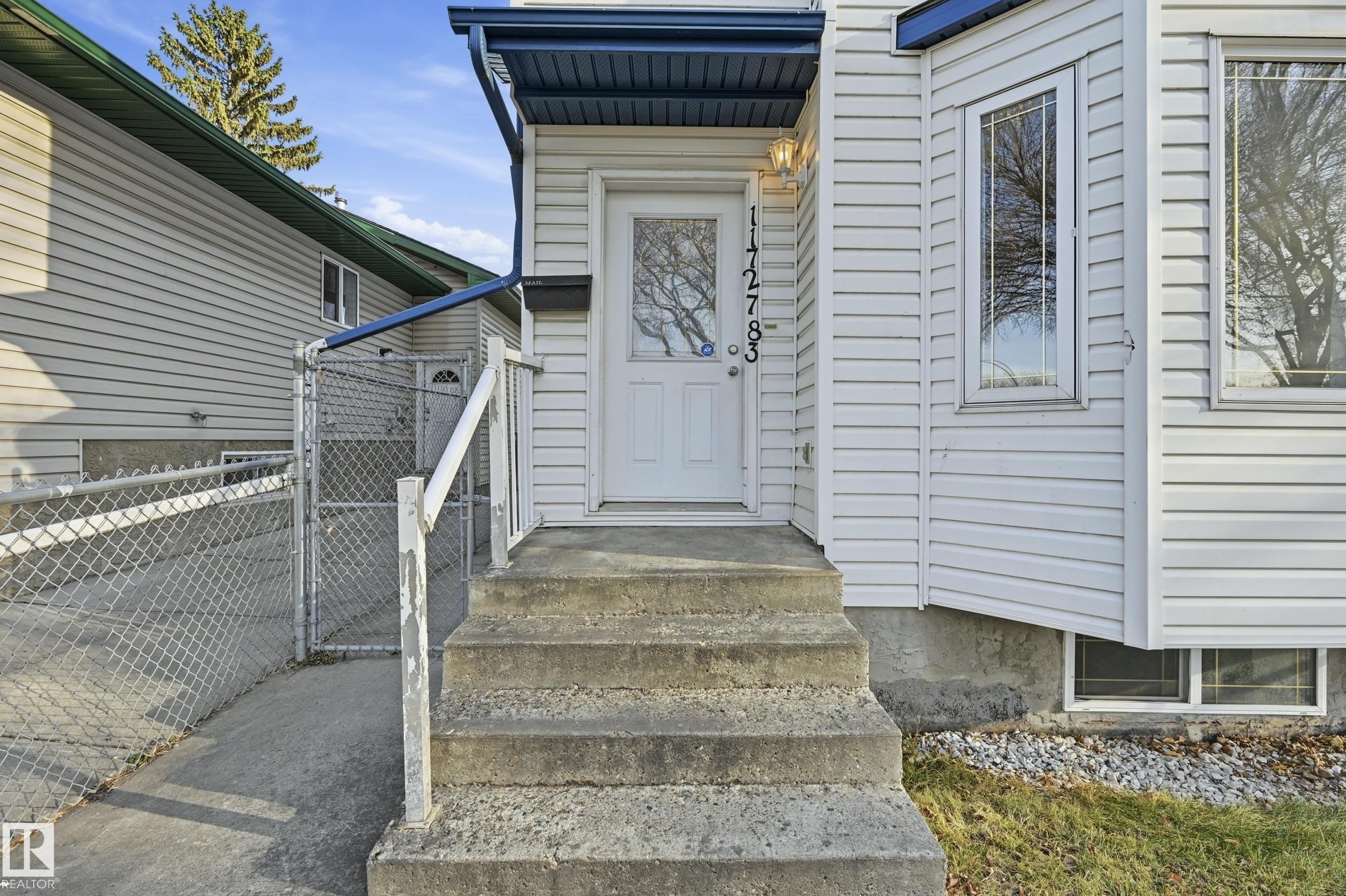 Third View of 11727 83 Street, Parkdale (Edmonton), Edmonton, Alberta, T5B 2Z1