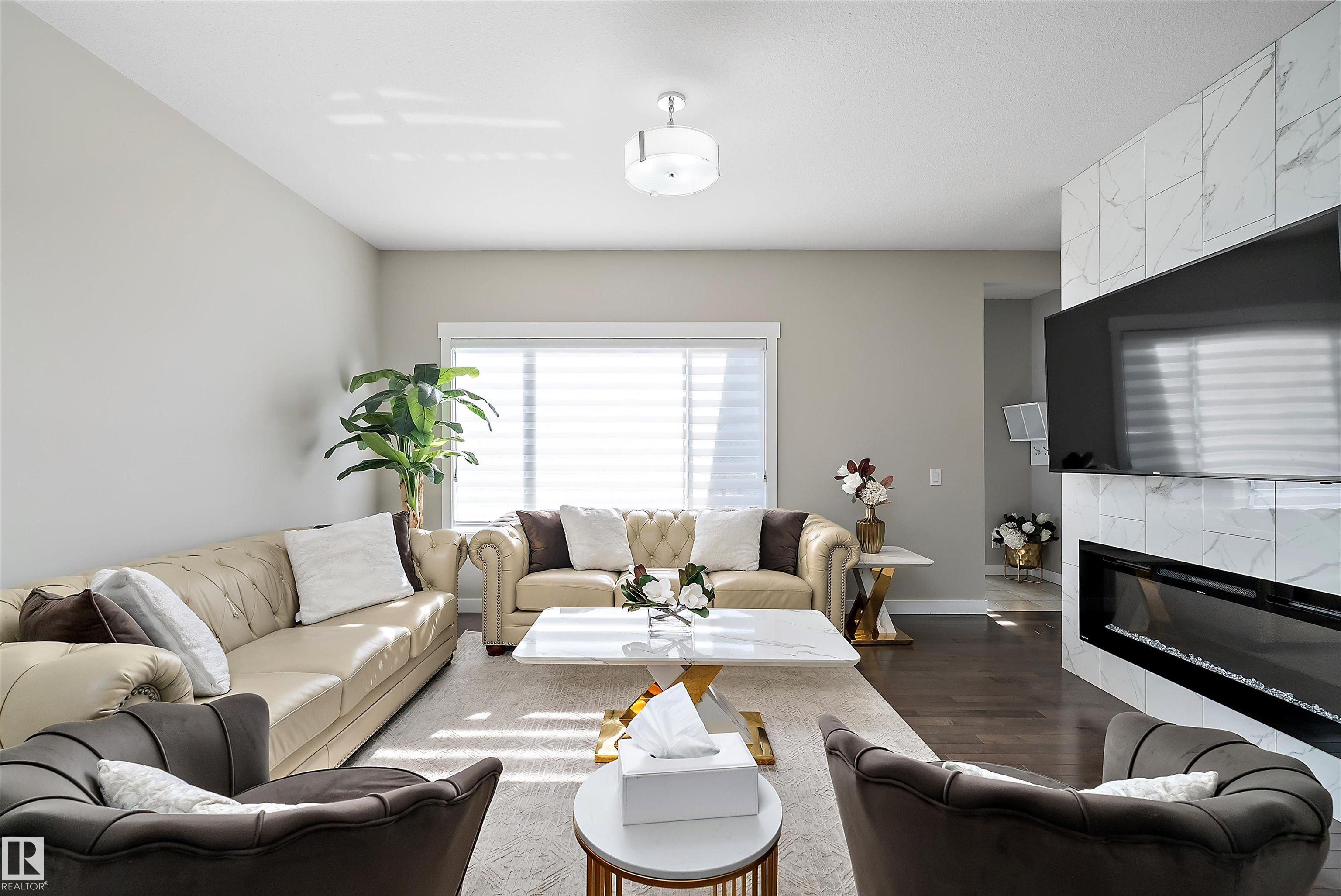 Second View of 7043 174 Avenue, Schonsee, Edmonton, Alberta, T5Z 0L3