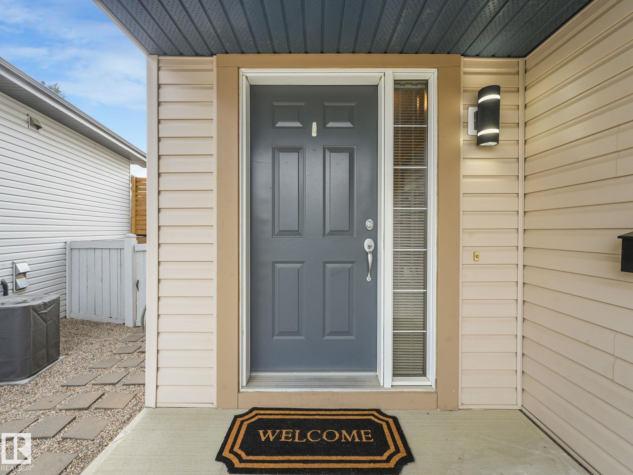 Third View of 1740 GLASTONBURY Boulevard, Glastonbury, Edmonton, Alberta, T5T 6M7