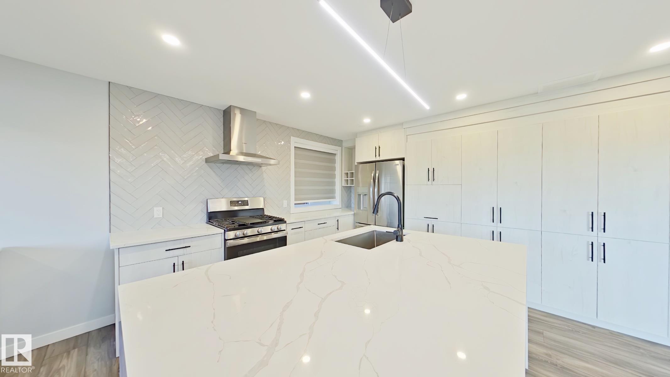 Bsmt 2118 53 Street, E4465734, Alberta,