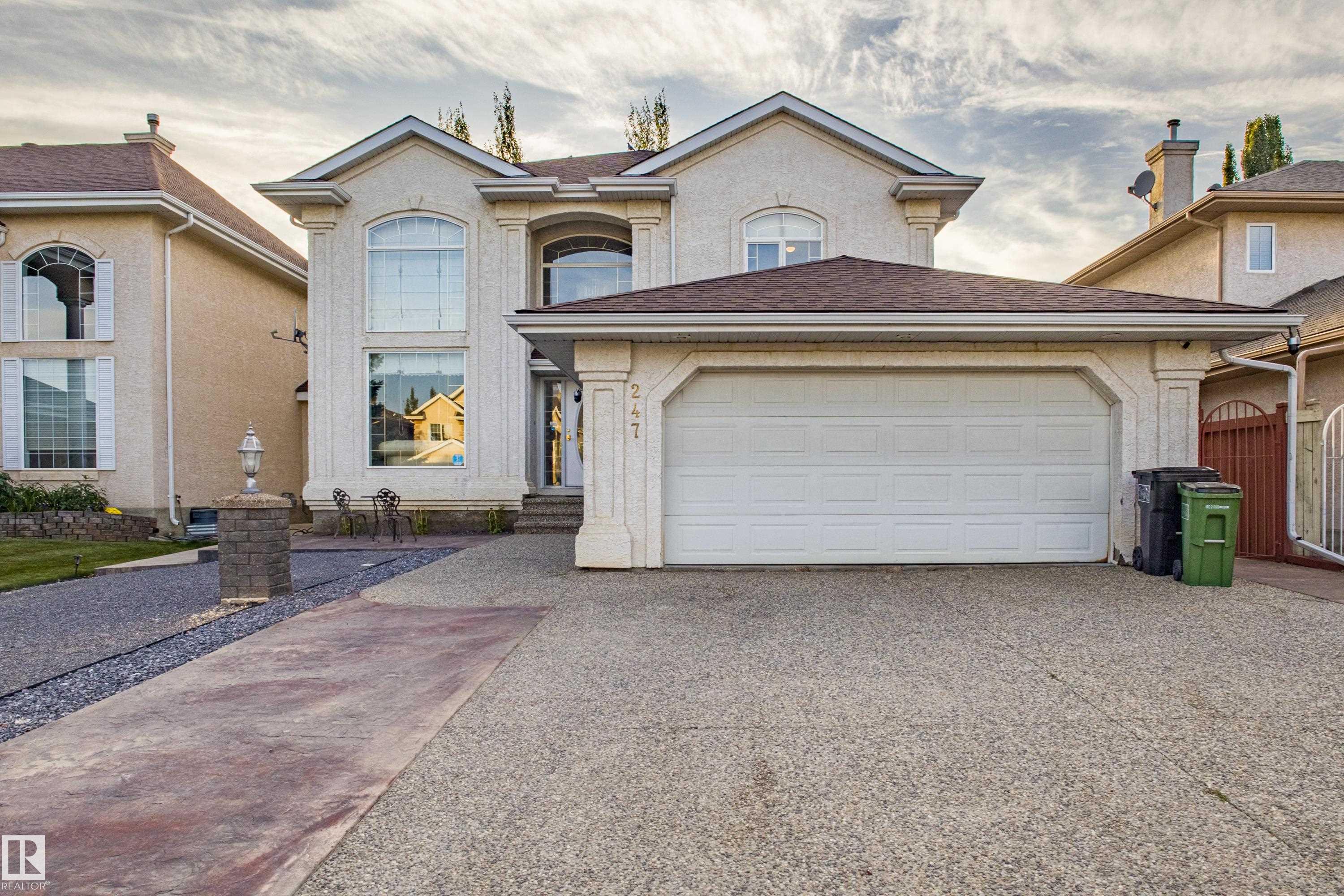 247 LINDSAY Crescent, E4465778, Alberta,
