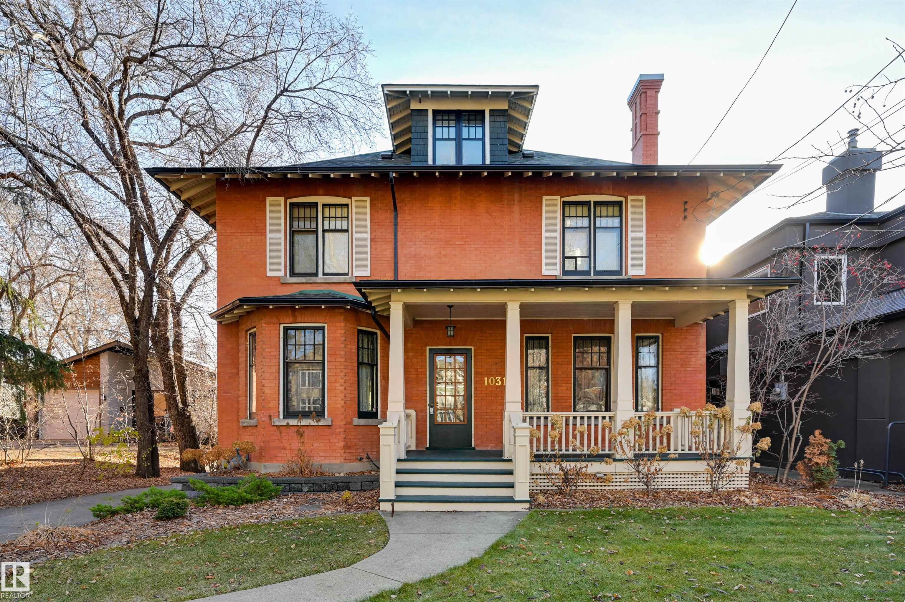 10317 VILLA Avenue, E4465797, Alberta,