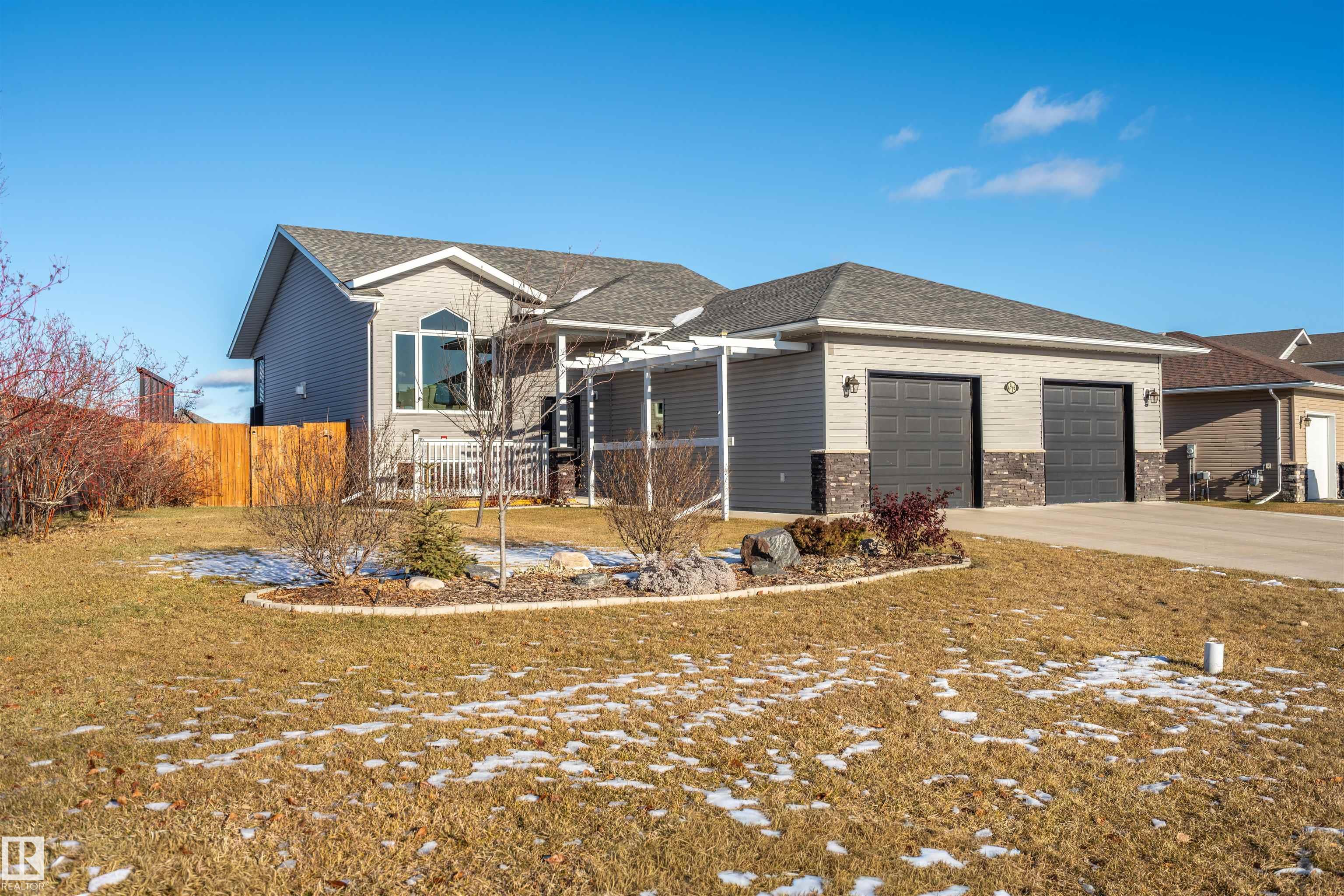 4916 59 Avenue, E4465983, Alberta,