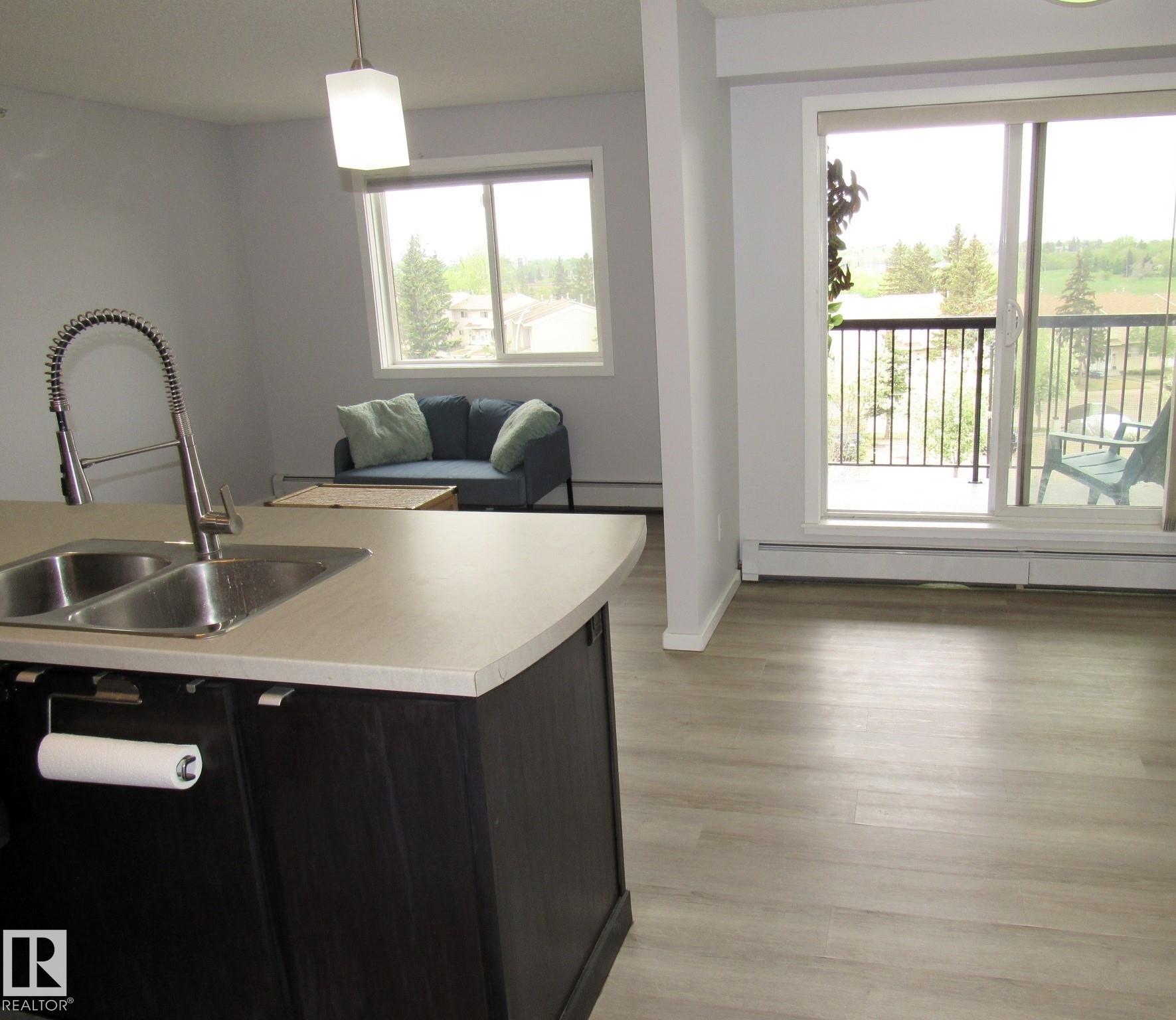 453 1196 HYNDMAN Road NW, E4466014, Alberta,