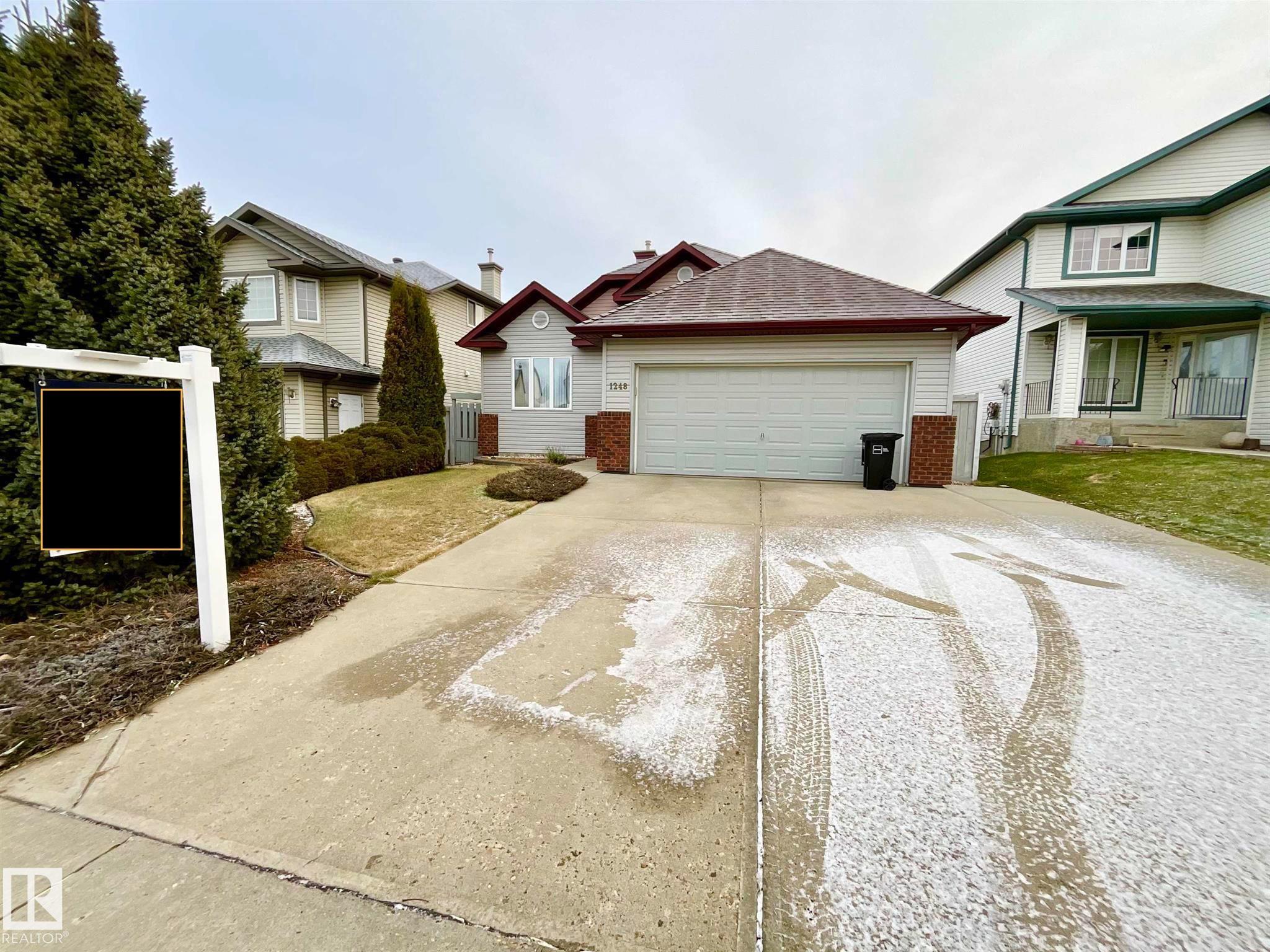 1248 ORMSBY Lane, E4466067, Alberta,