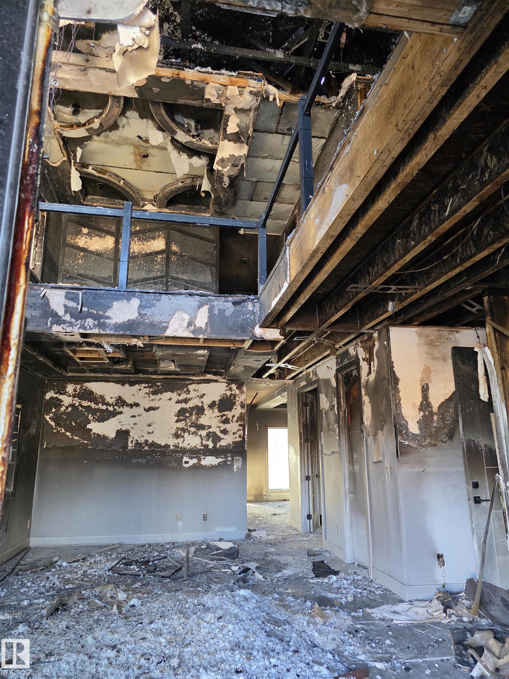 Second View of 1915 20 Avenue, Laurel, Edmonton, Alberta, T6T 2K9