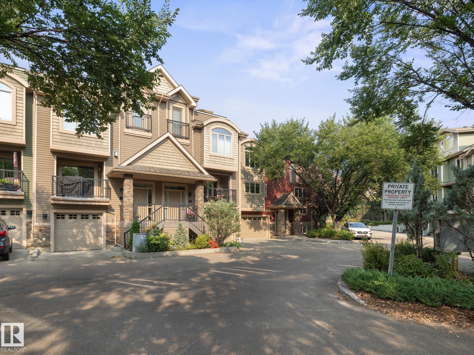 Second View of 6 10240 90 Street, Riverdale, Edmonton, Alberta, T5H 1S1