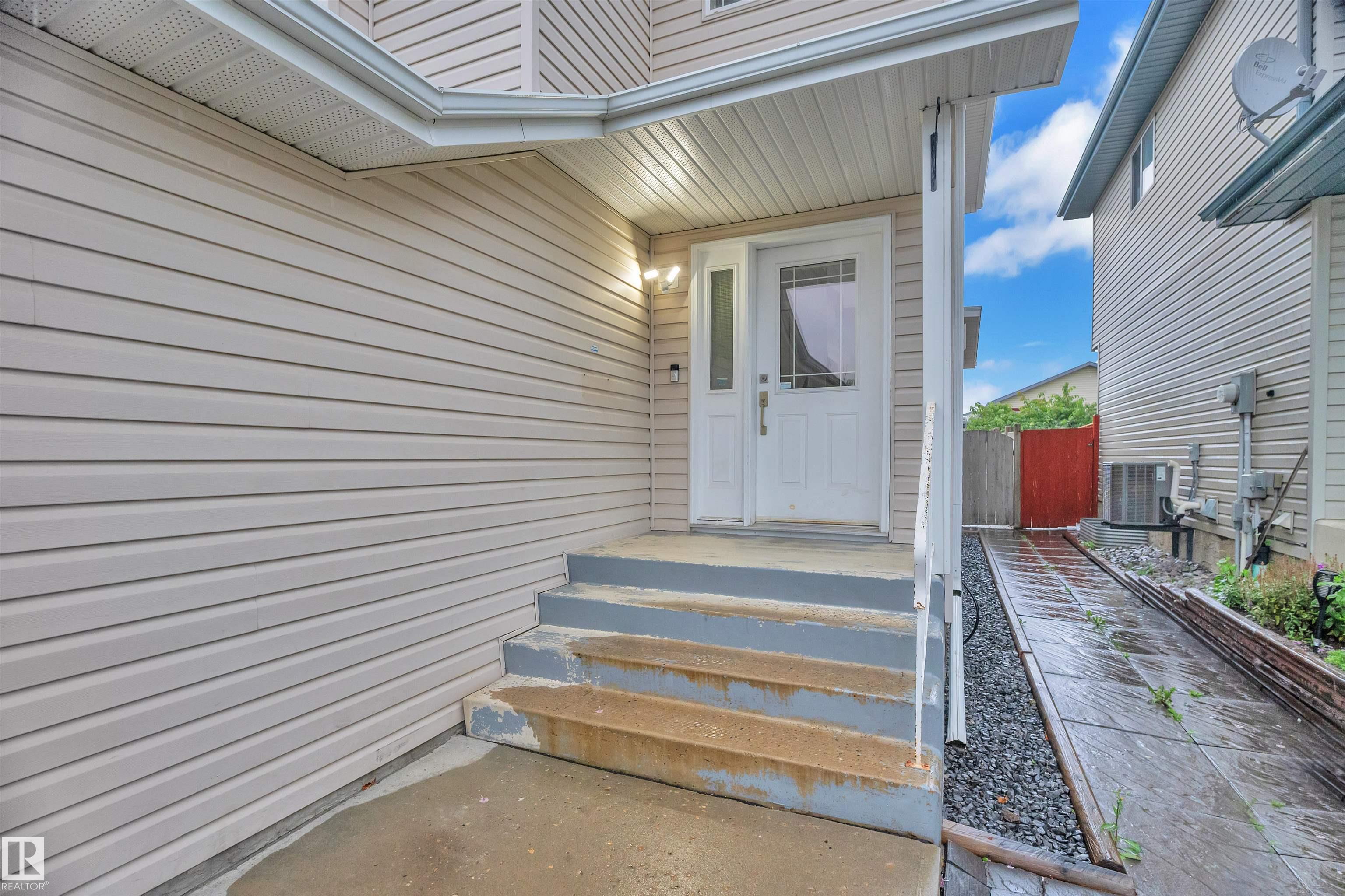 Second View of 3212 29 Avenue, Silver Berry, Edmonton, Alberta, T6T 1T3