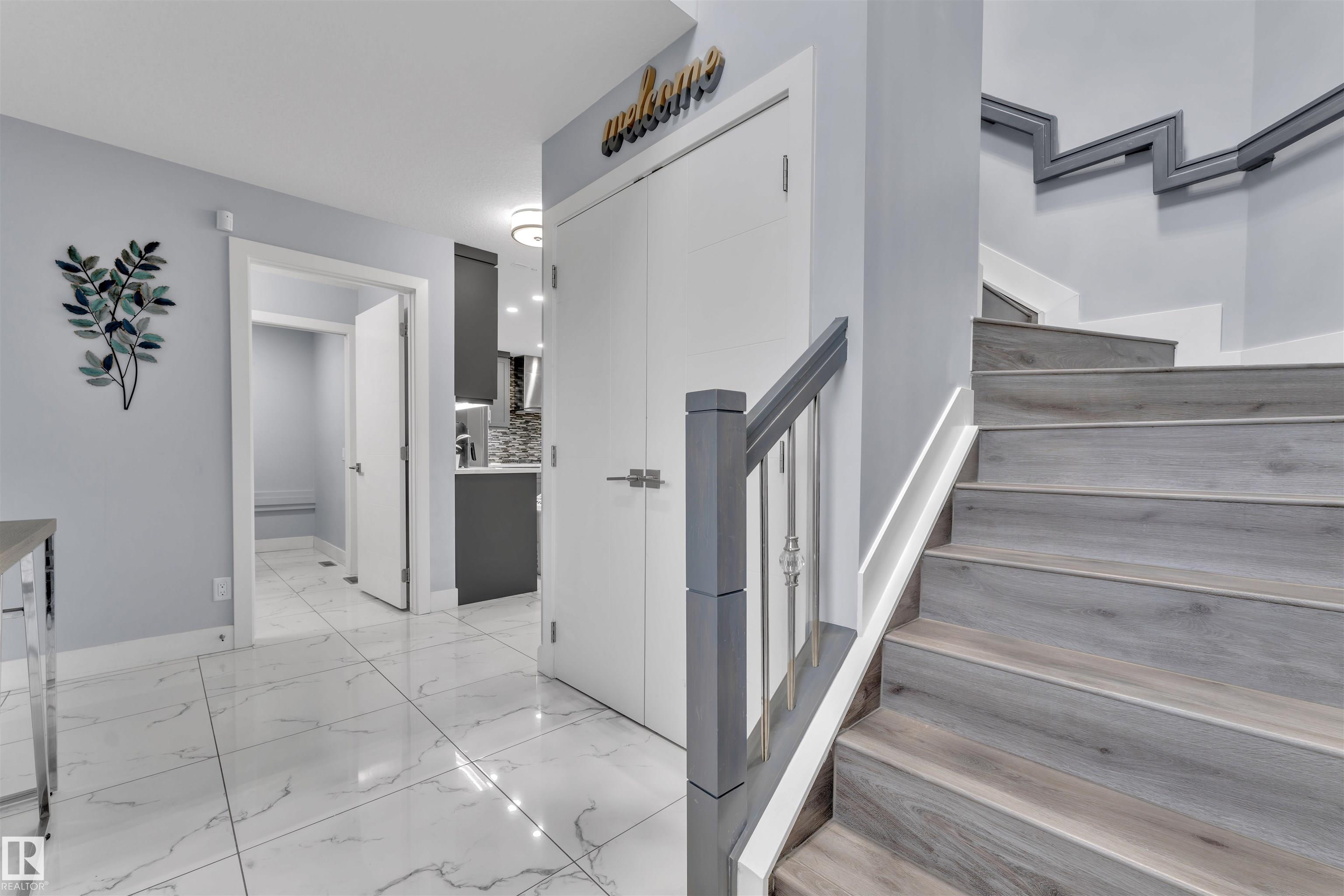 Fourth View of 3212 29 Avenue, Silver Berry, Edmonton, Alberta, T6T 1T3