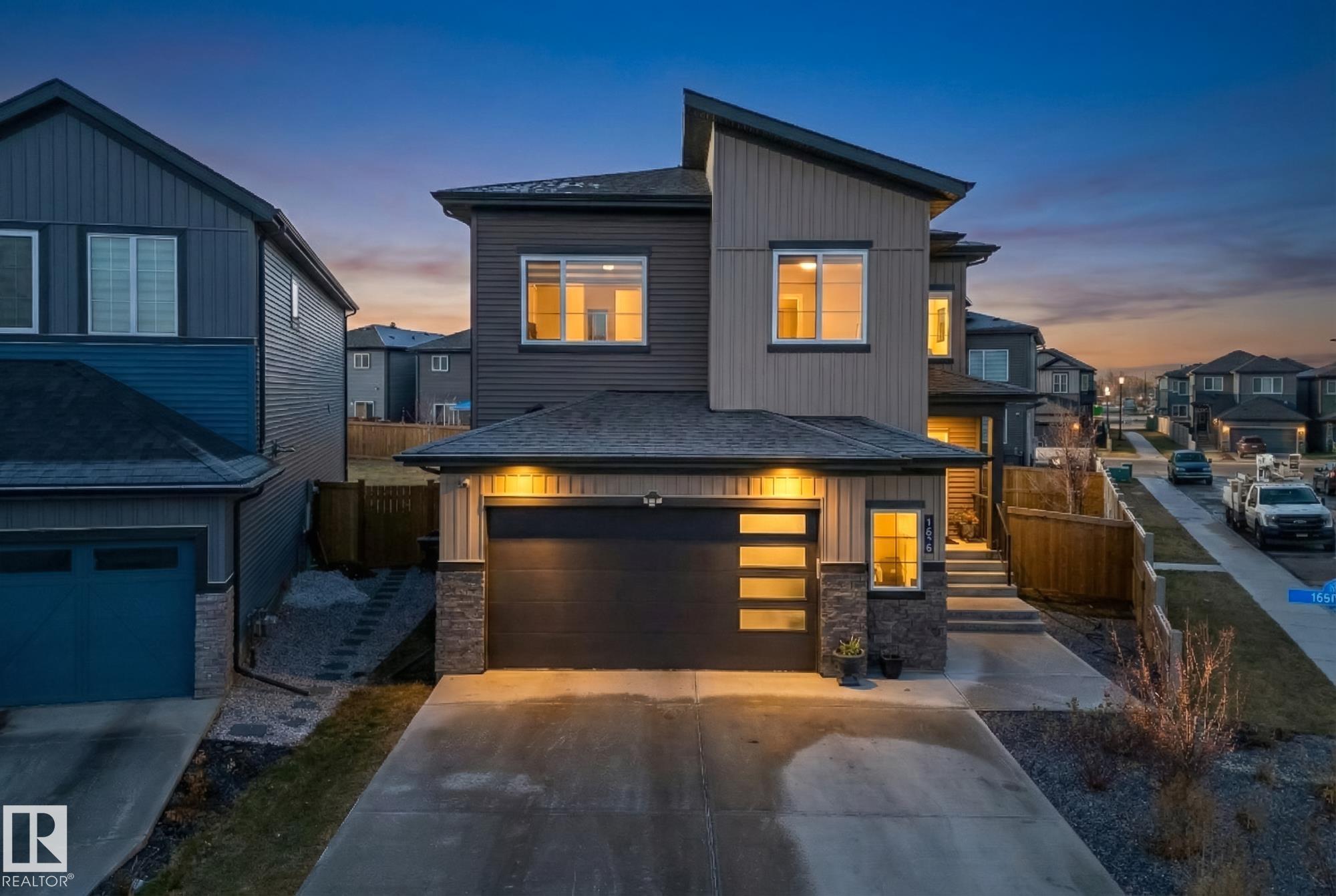 1075 GOLDFINCH Way, E4466733, Alberta,