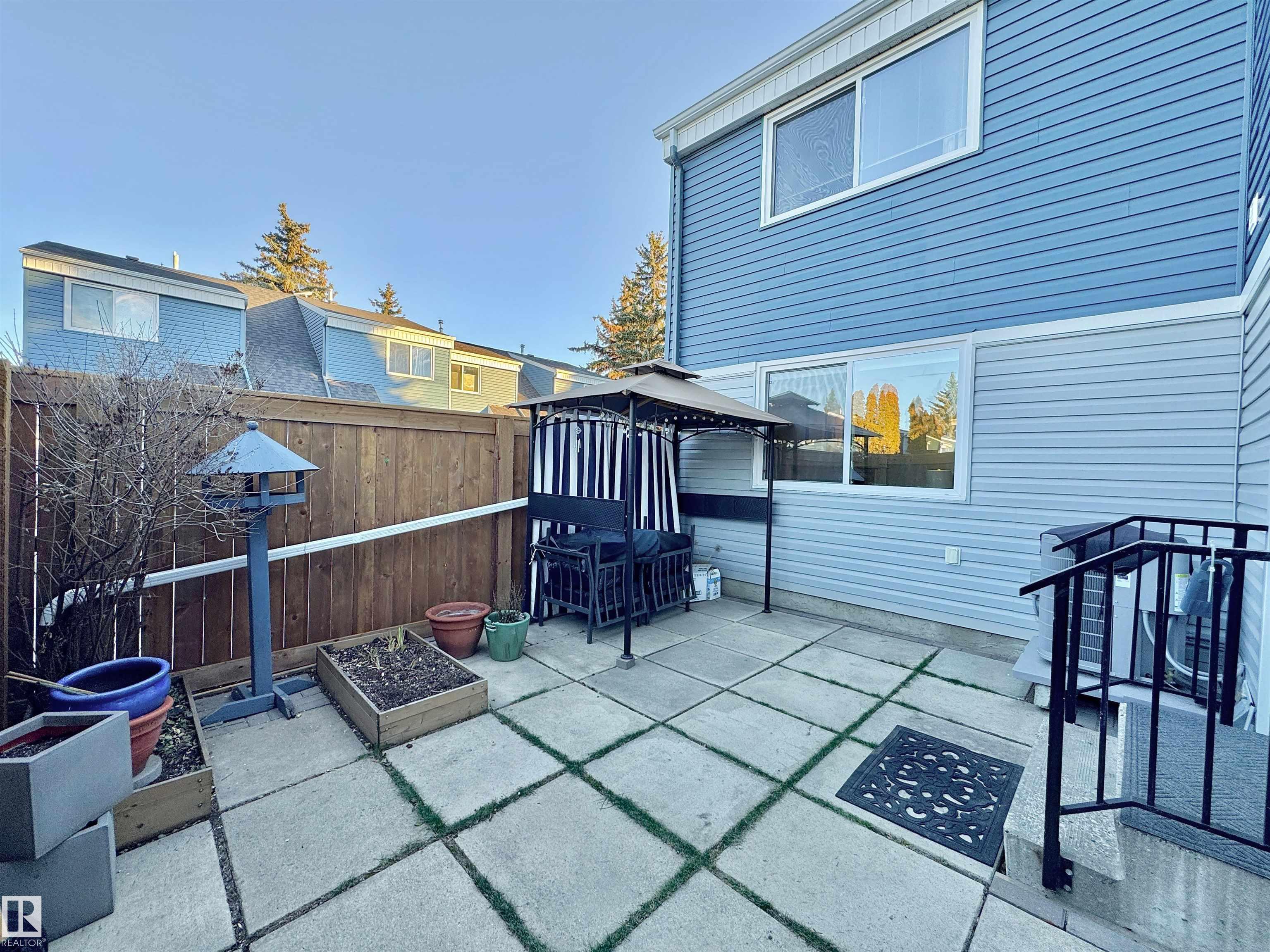 Fourth View of 220 14707 53 Avenue, Brander Gardens, Edmonton, Alberta, T6H 5C9