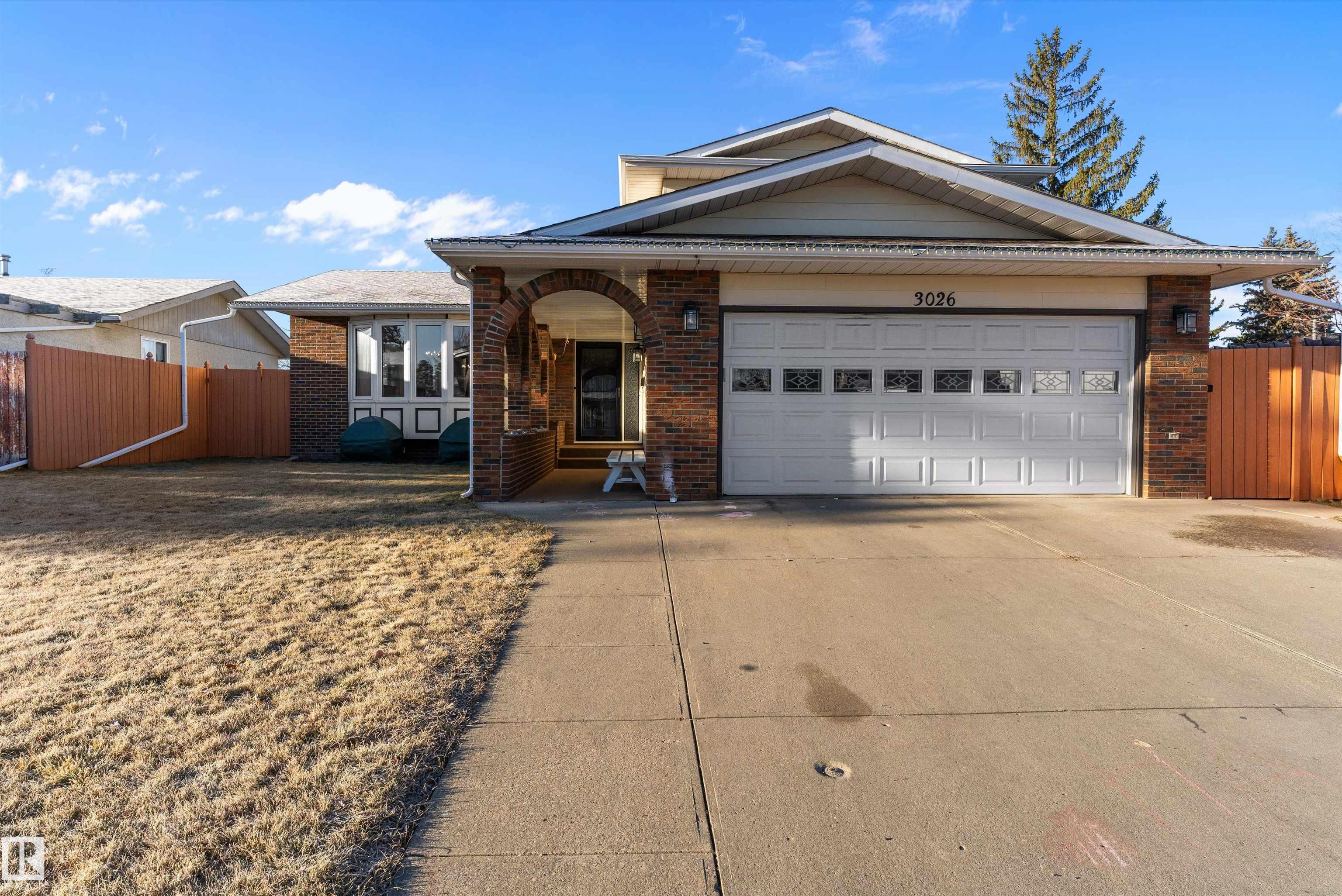 3026 105A Street, E4466782, Alberta,