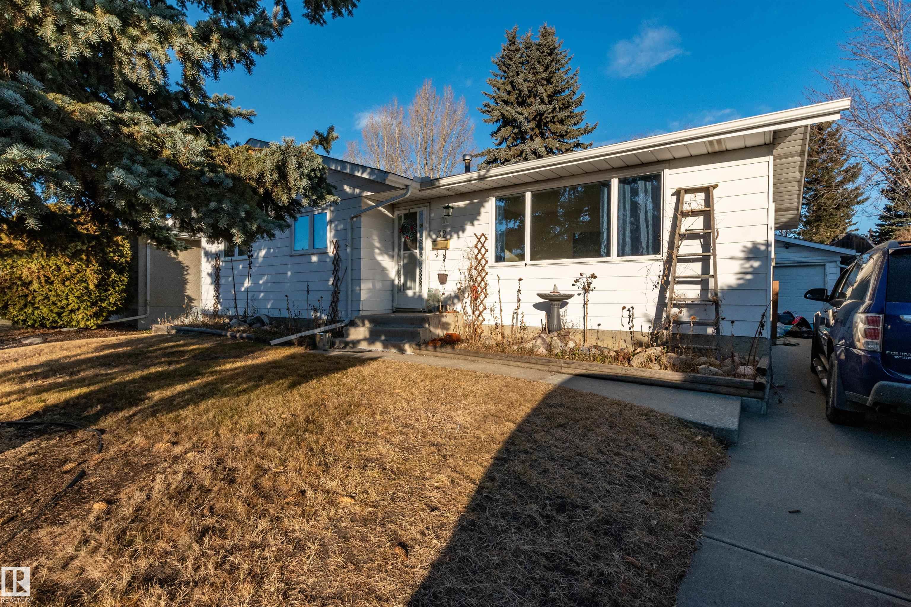 32 GROVELAND Road, E4466965, Alberta,