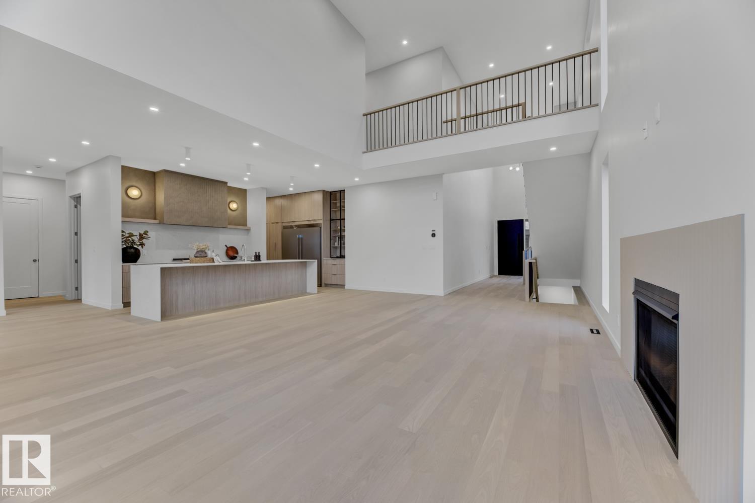 Fifth View of 7 6090 CRAWFORD Drive, Chappelle Area, Edmonton, Alberta, T6W 1A6