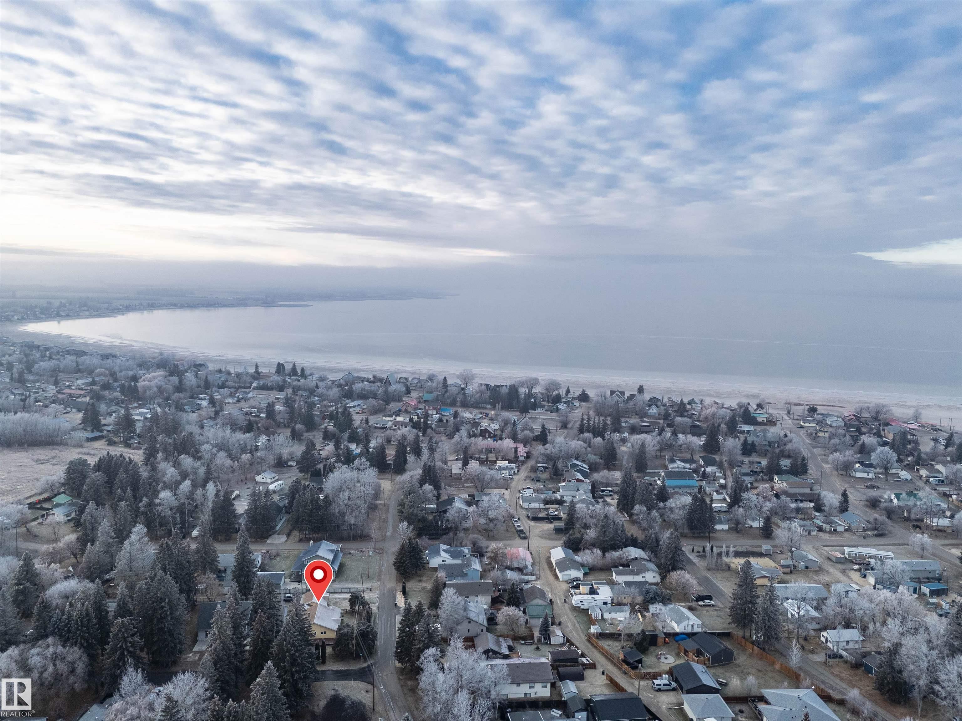 Fourth View of 5220 47A Avenue, Alberta Beach, Rural Lac Ste. Anne County, Alberta, T0E 0A0