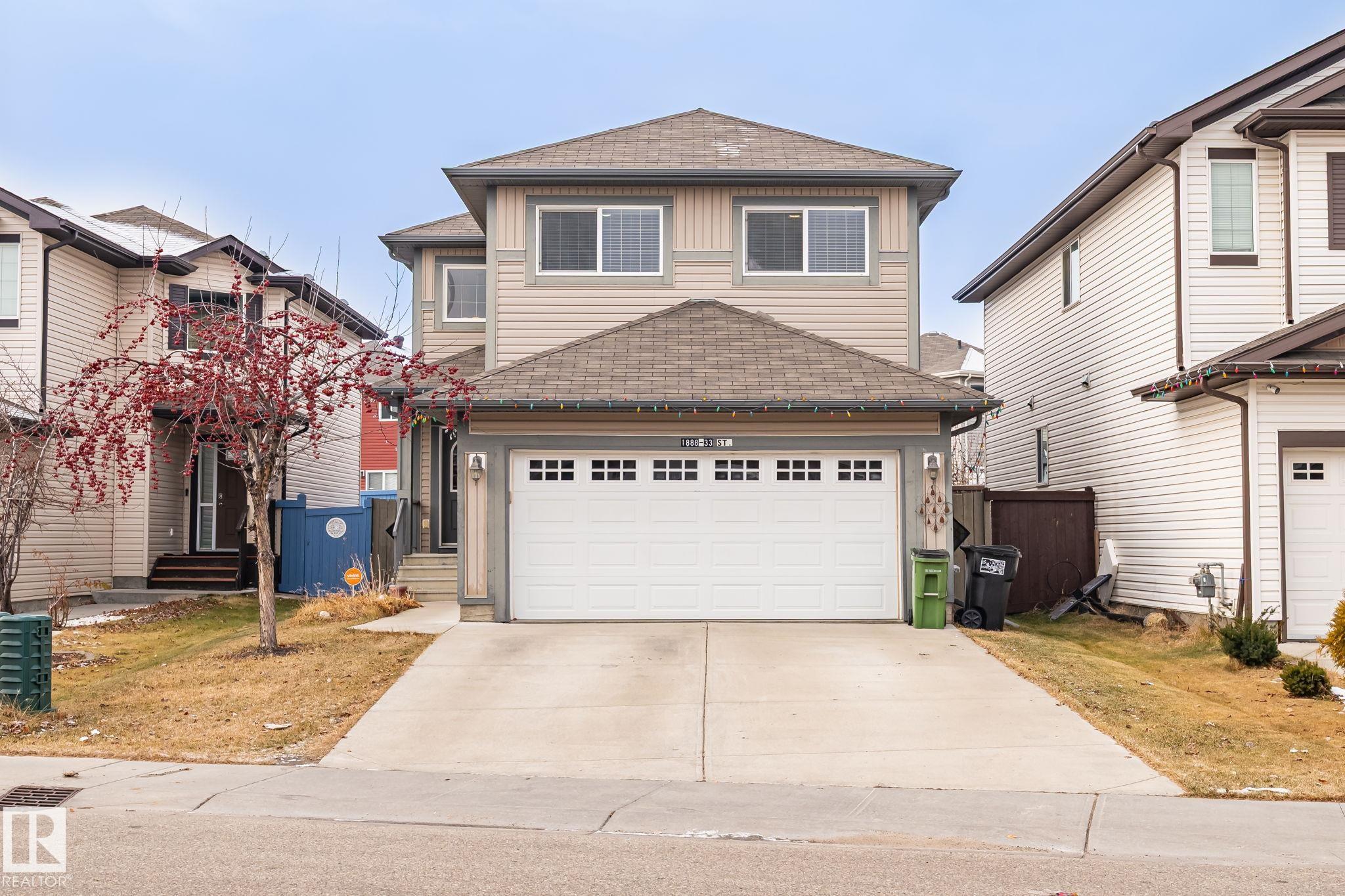 1888 33 Street, E4467095, Alberta,
