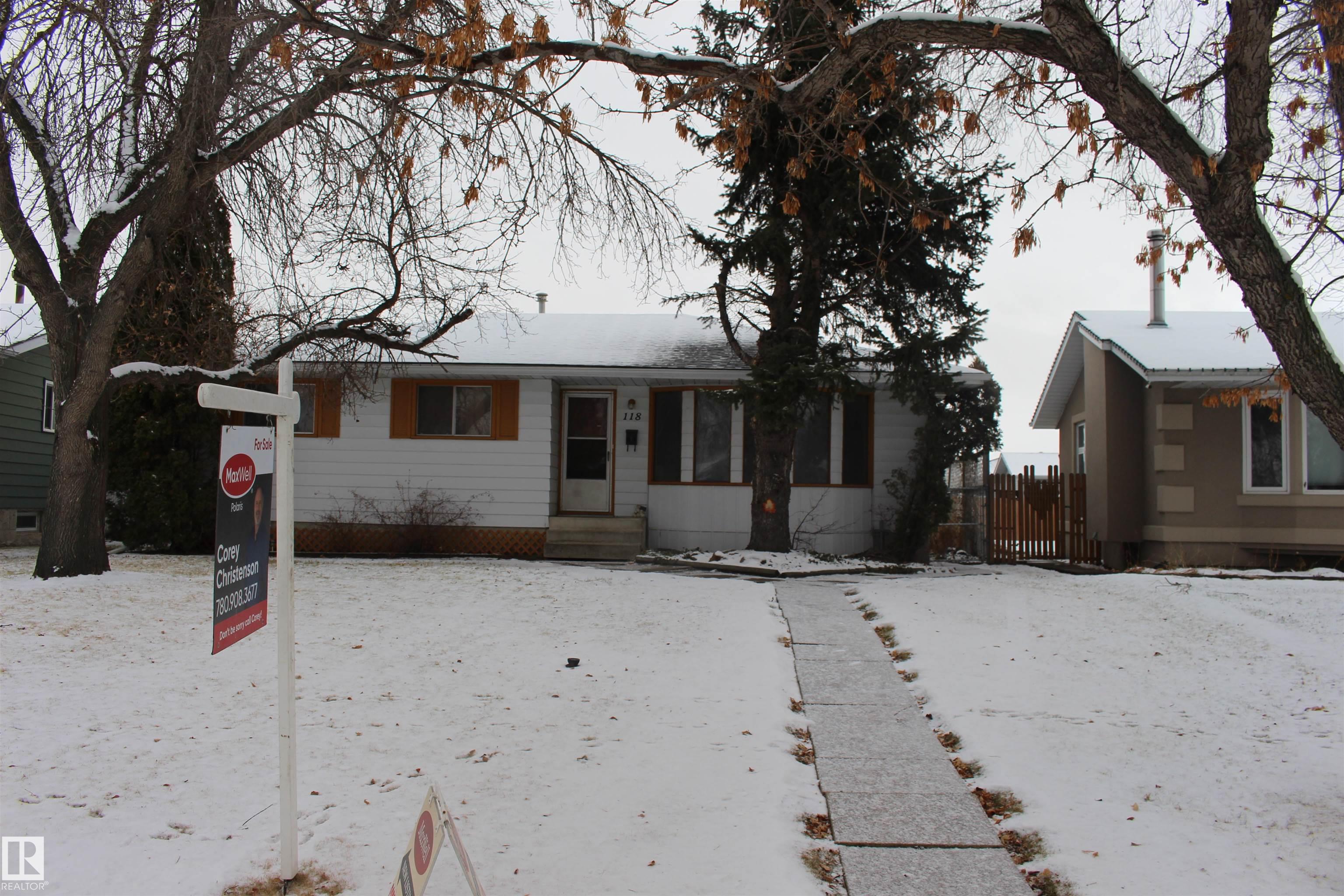 118 CORINTHIA Drive, E4467185, Alberta,