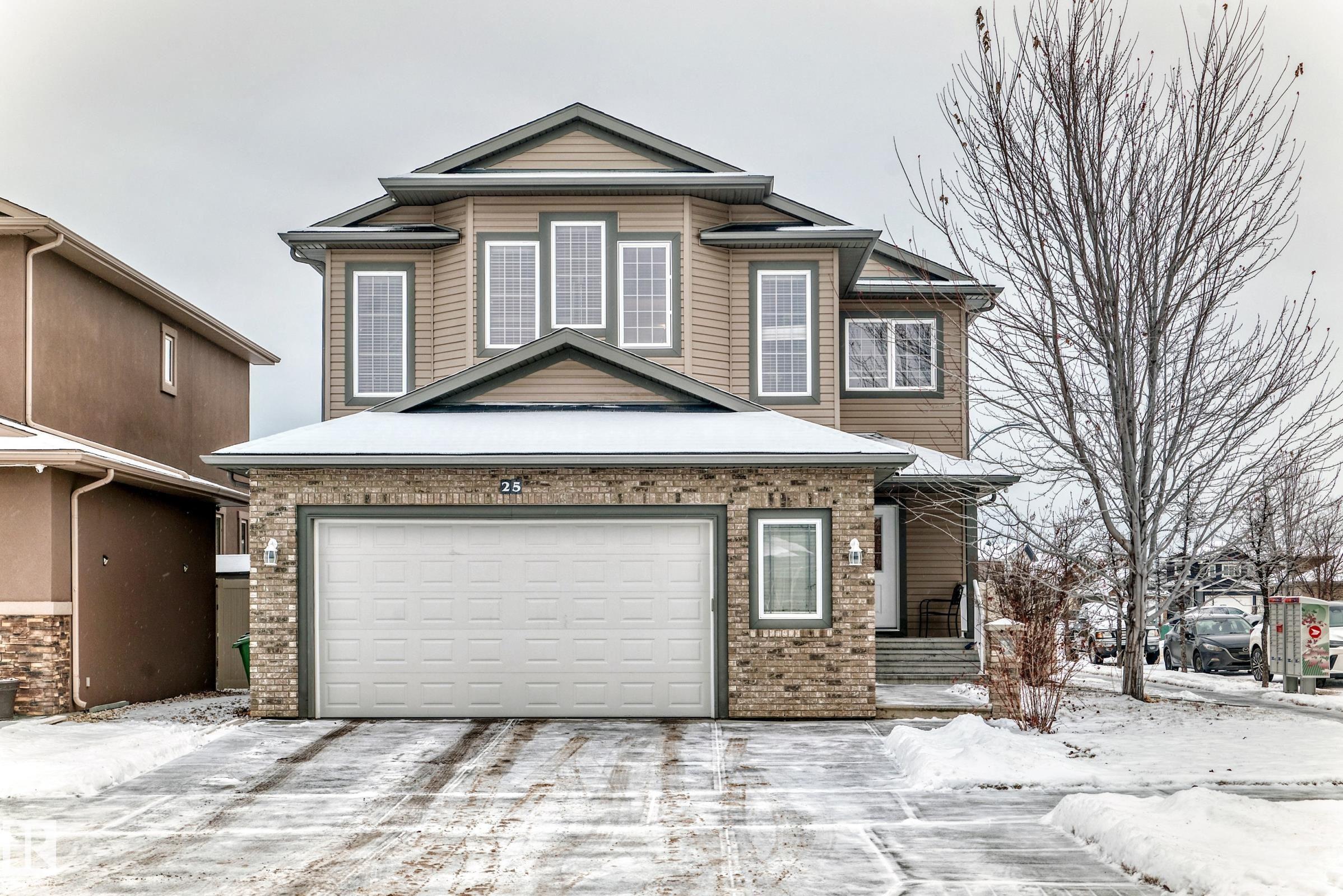 25 WOODBRIDGE Link, E4467372, Alberta,