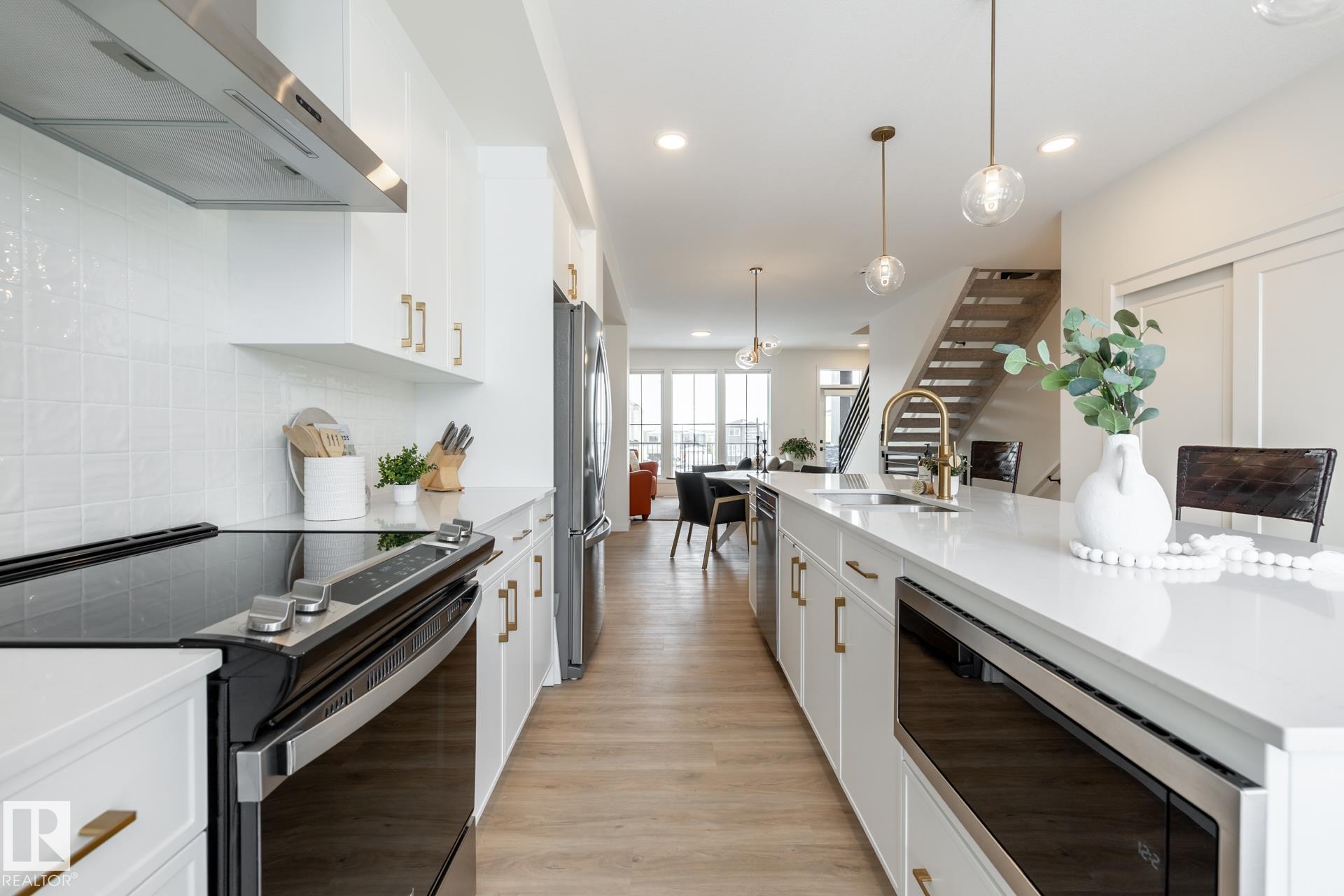 7529 KLAPSTEIN Link, E4467402, Alberta,