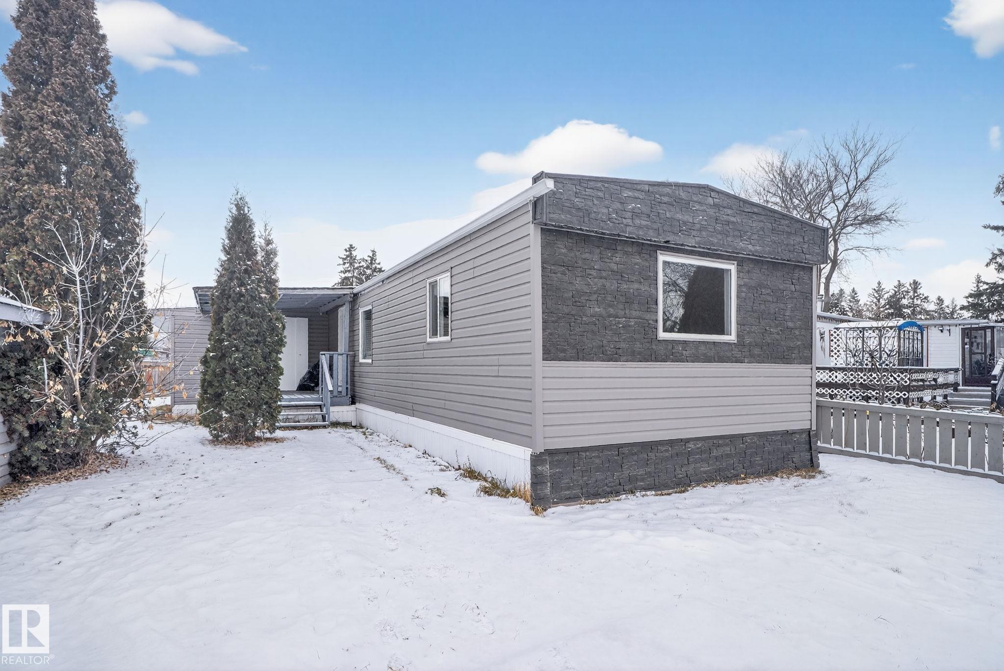 543 EVERGREEN ST, E4467460, Alberta,