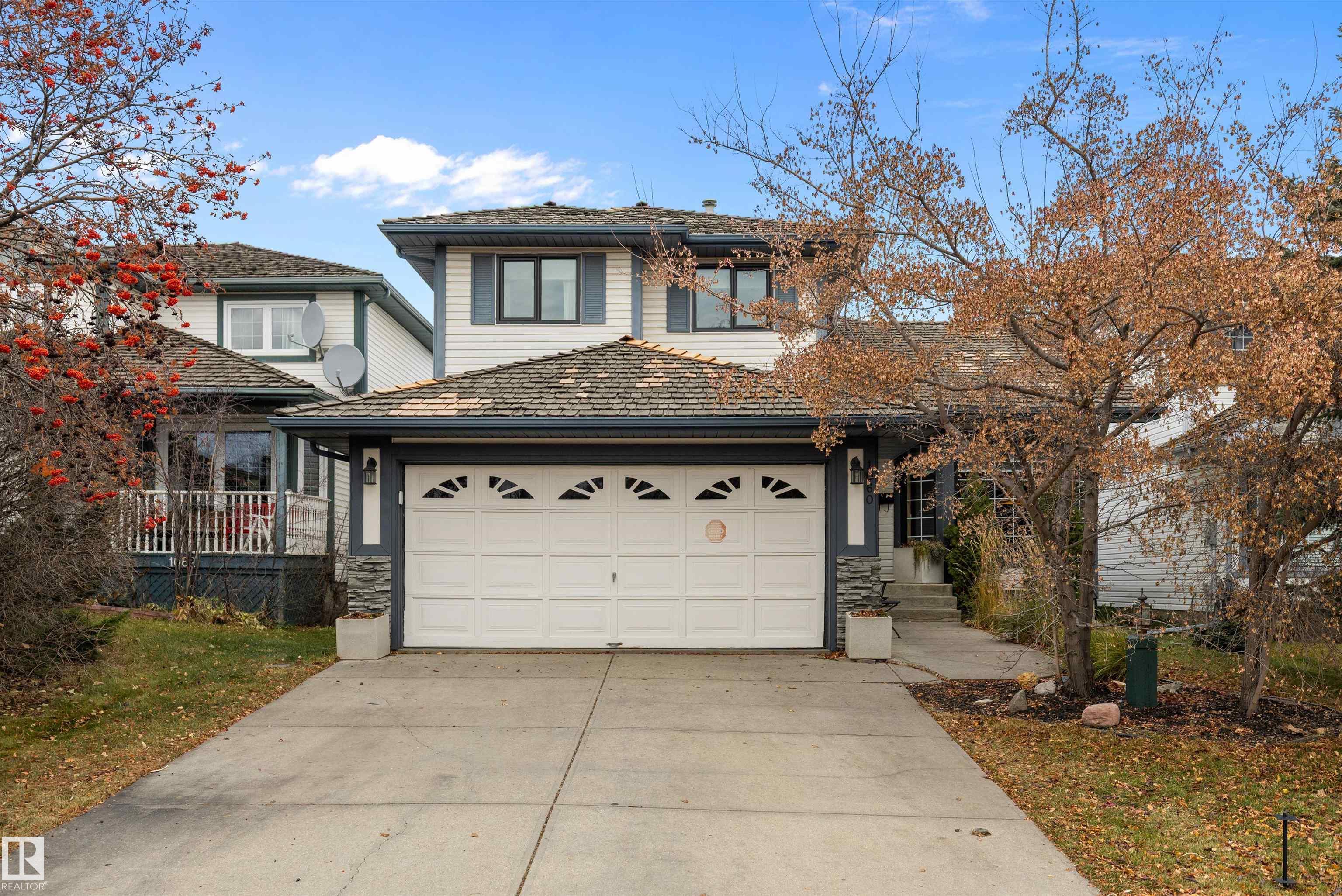 1060 WEDGEWOOD Boulevard, E4467519, Alberta,