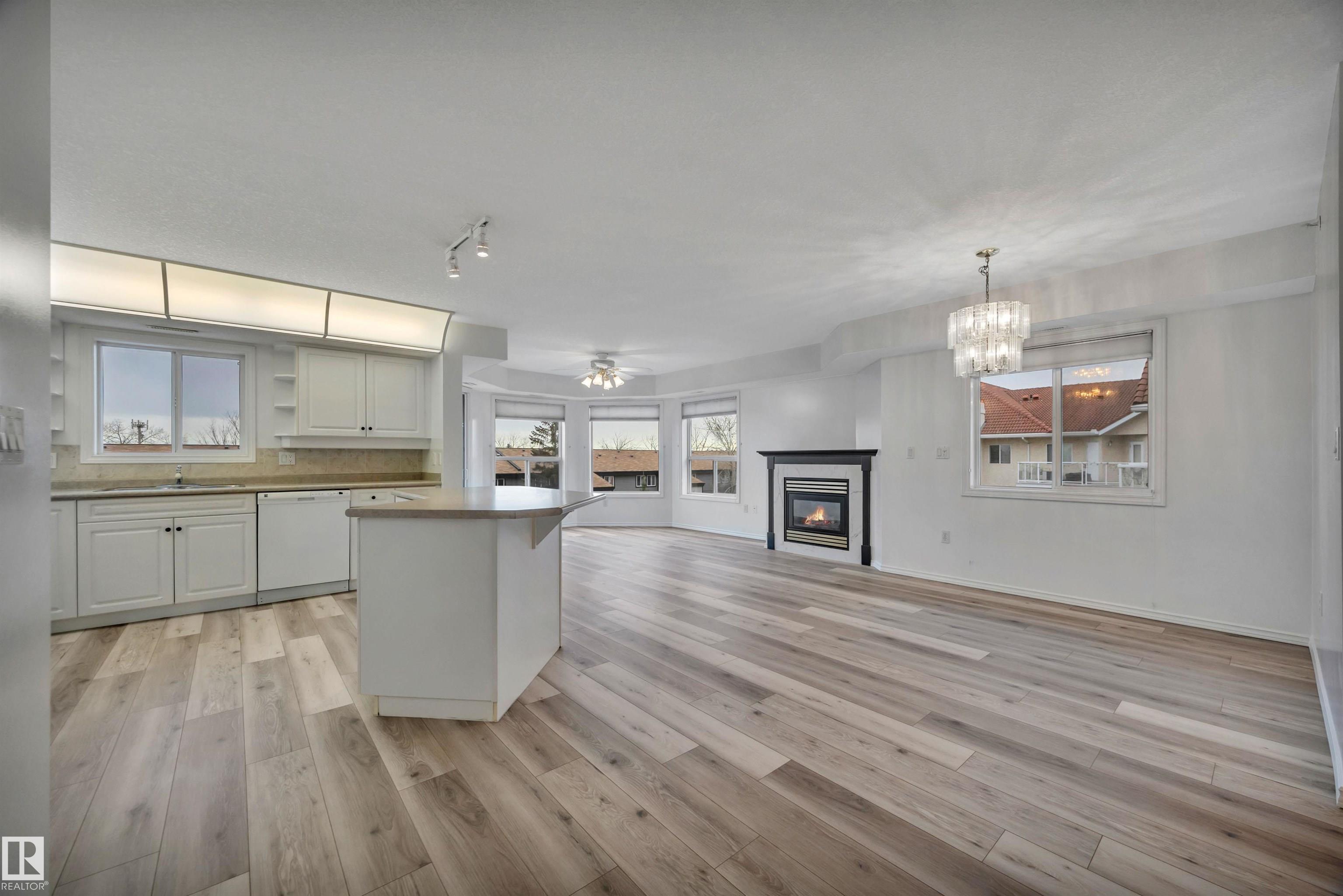 Second View of 419 6703 172 Street, Callingwood South, Edmonton, Alberta, T5T 6H9