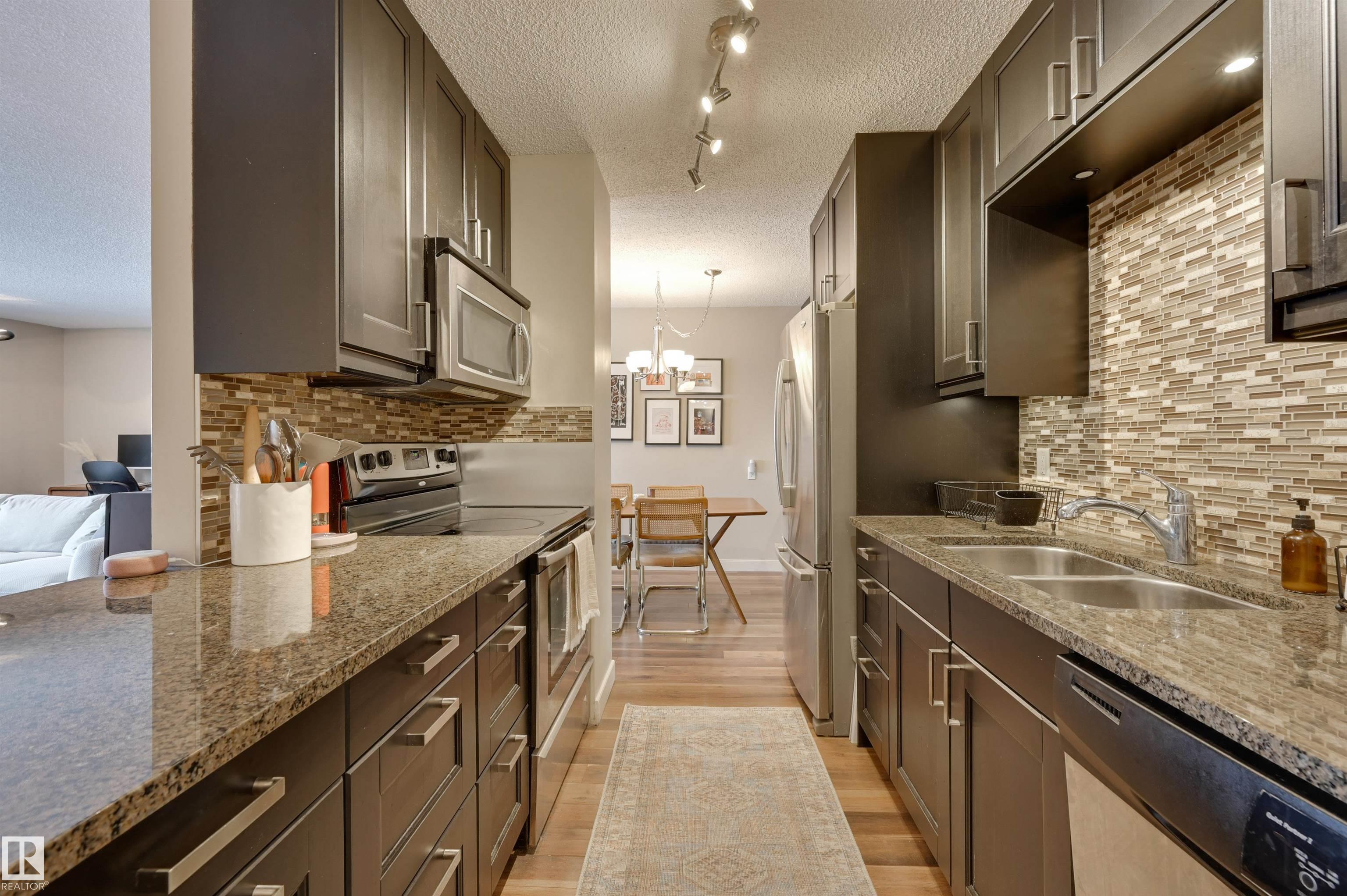 Second View of 406 12141 JASPER Avenue, Wîhkwêntôwin, Edmonton, Alberta, T5N 3X8