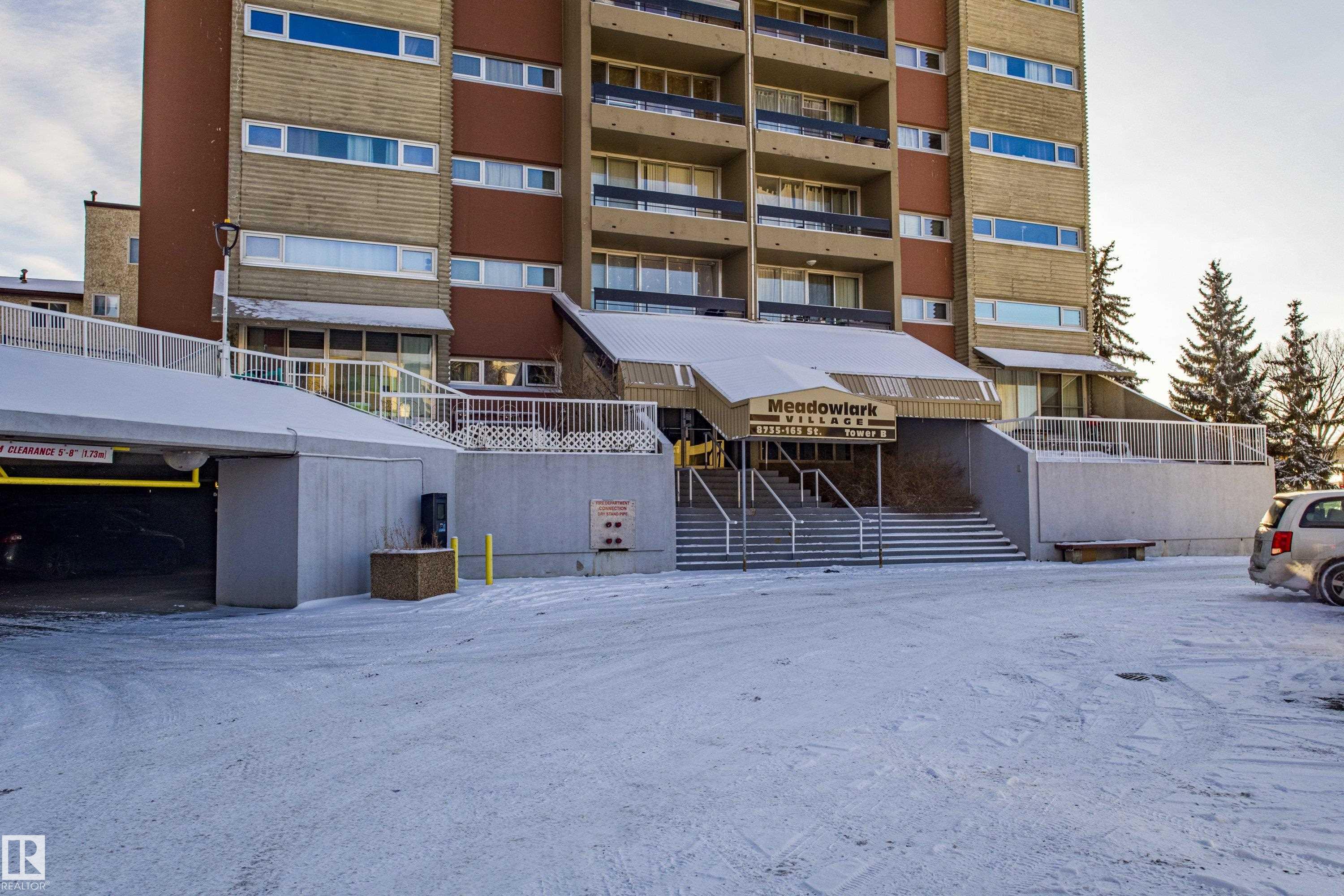 Fourth View of West Meadowlark Park, Edmonton, Alberta, T5R 2R6