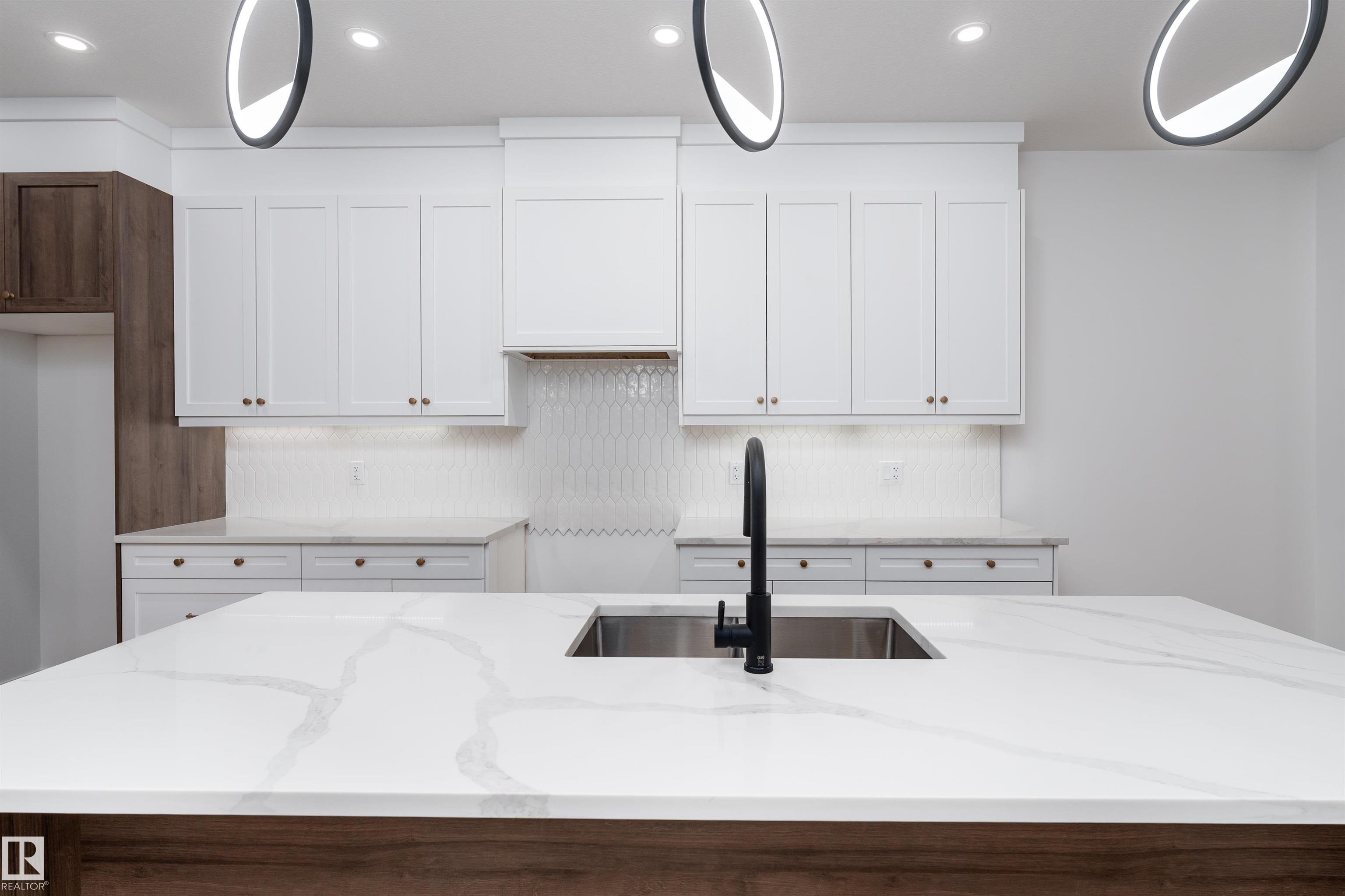 Second View of 3109 MAGPIE Way, Starling, Edmonton, Alberta, T5S 0V3