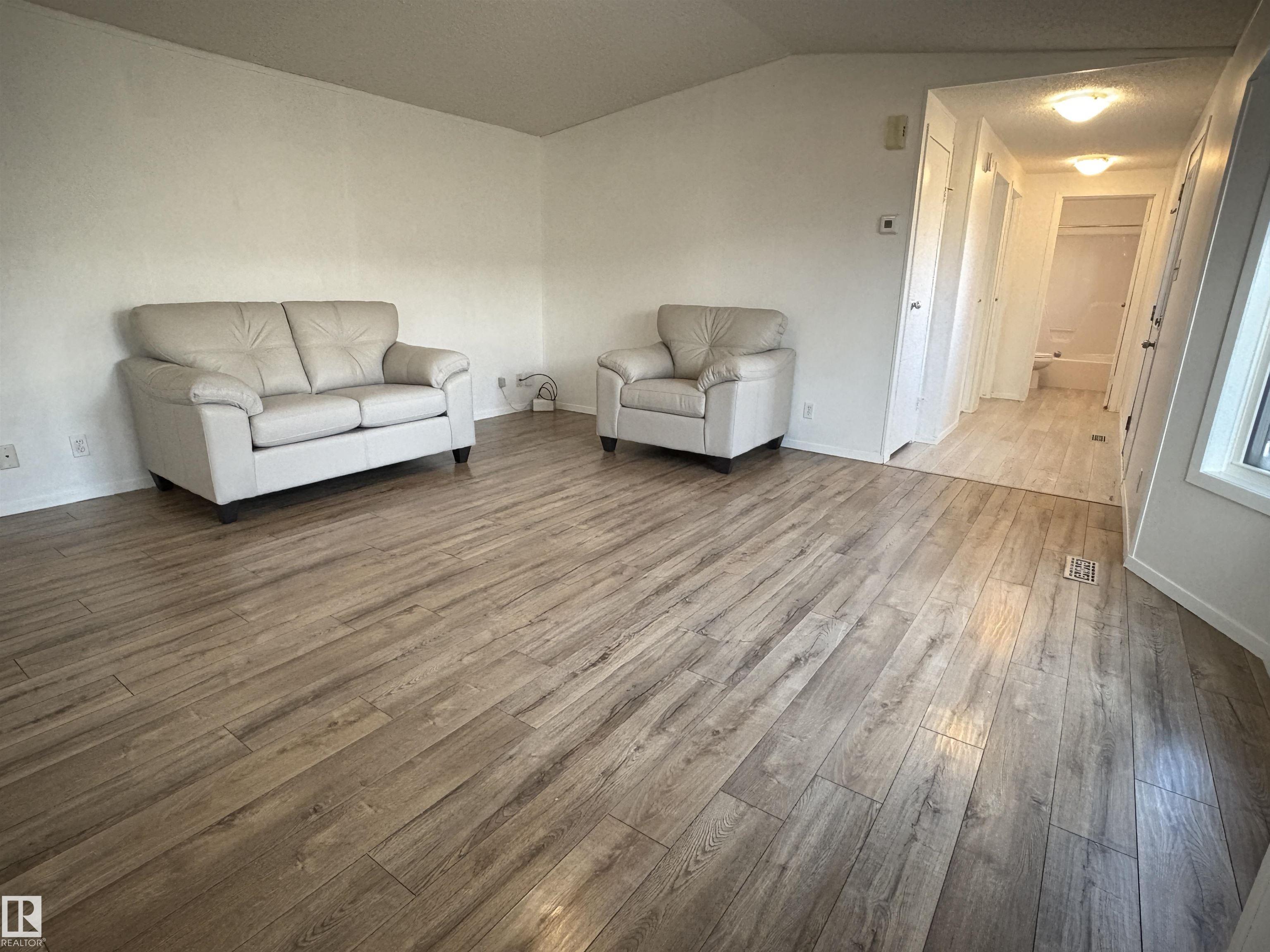 Fifth View of 1220 53222 Range Road 272, Parkland Village, Rural Parkland County, Alberta, T7X 4K4