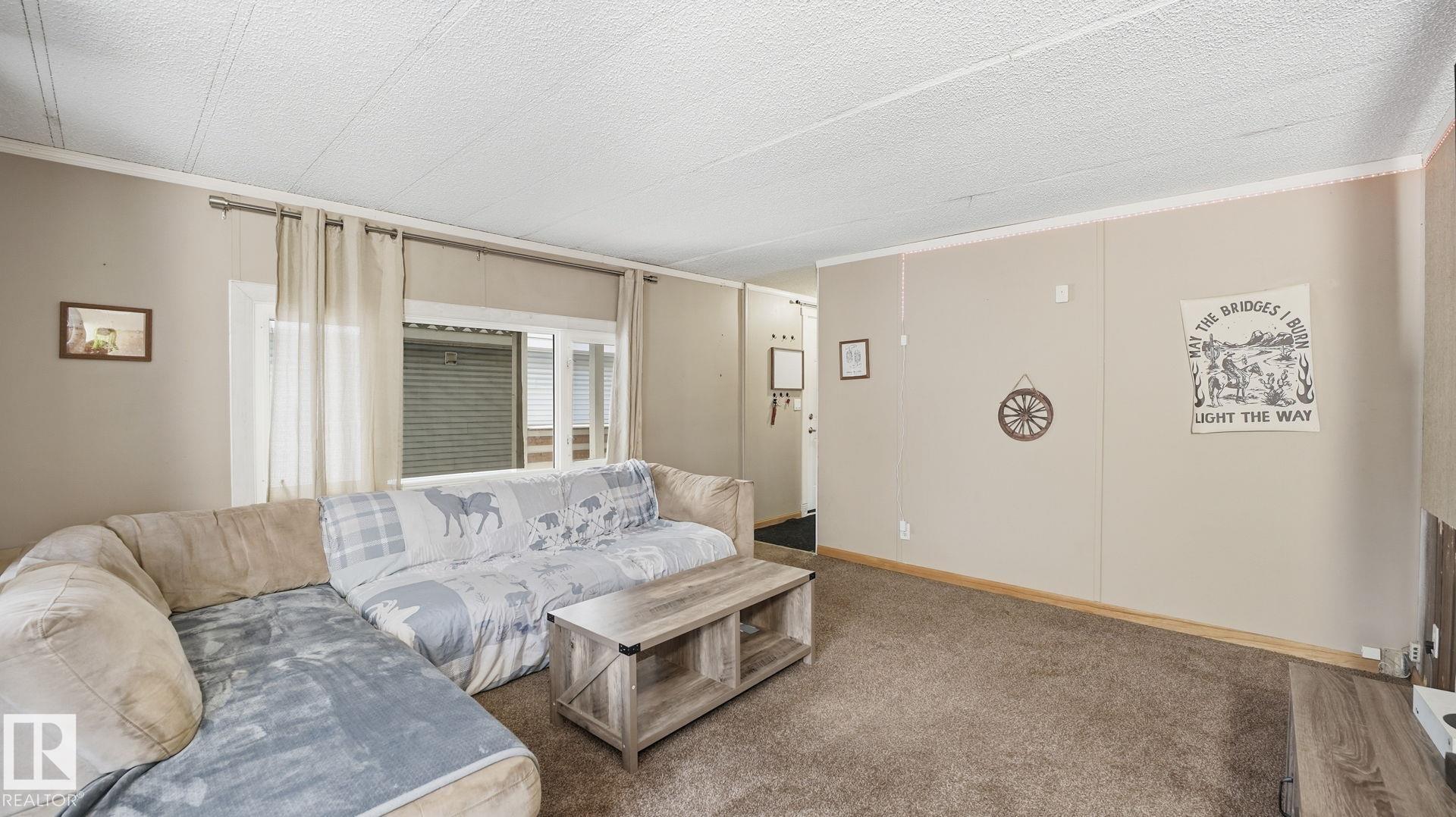 Fourth View of 880 West Coast Bay, Westview Village, Edmonton, Alberta, T5S 1T7