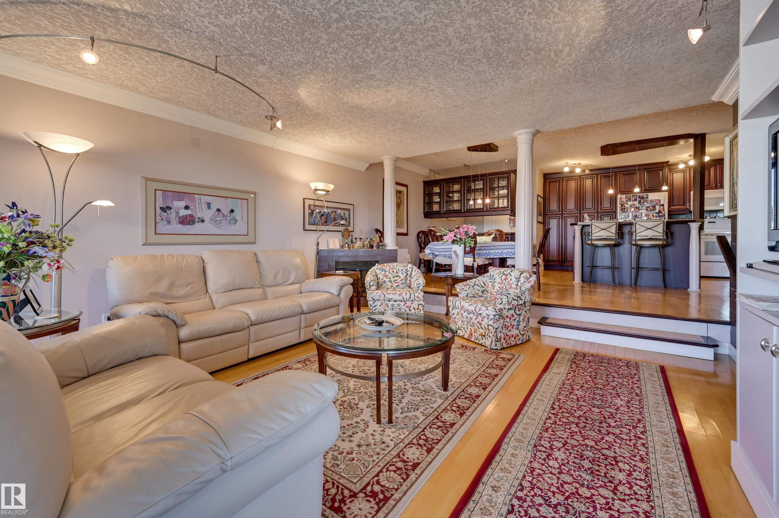 Fifth View of 1102 11503 100 Avenue, Wîhkwêntôwin, Edmonton, Alberta, T5K 2K7